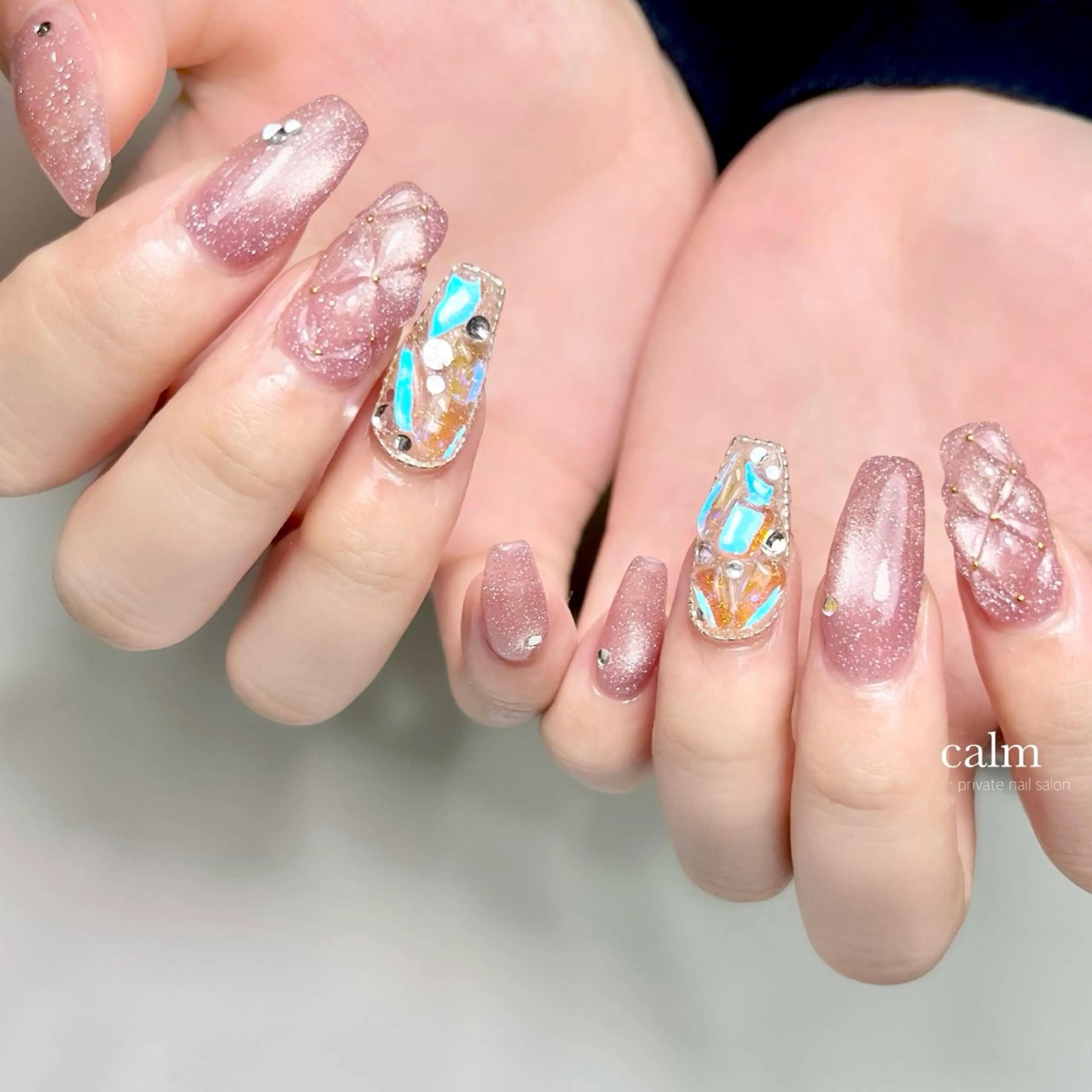 ネイル アートネイル ハンドネイル calm 〔ｶｰﾑ〕のネイルデザイン