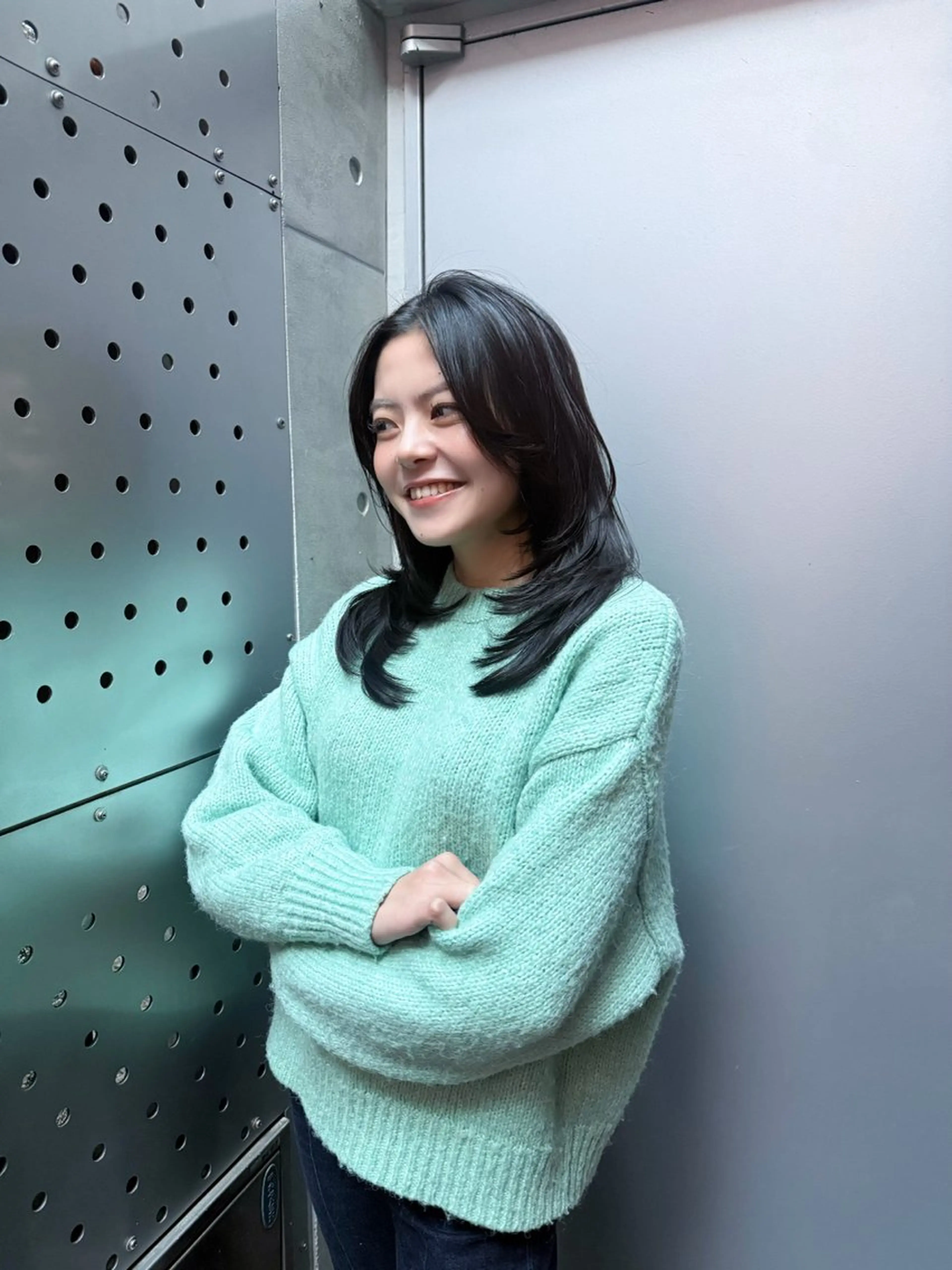 セミロング カラー レイヤーカット カット 幣 あや乃のヘアスタイル