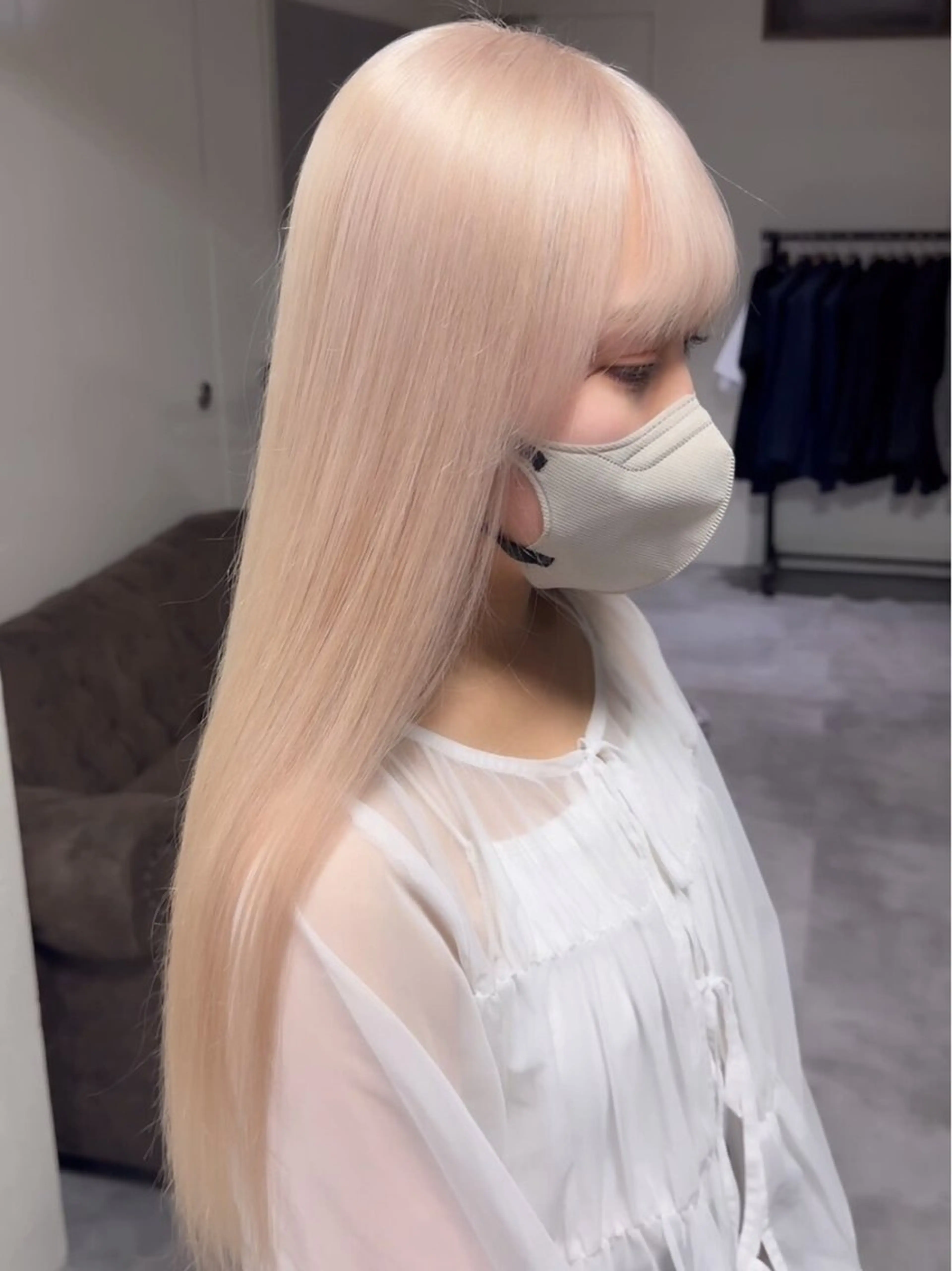 ミディアム カット ヘアカラー Maison所属・Maison ハイトーン髪質改善のヘアスタイル