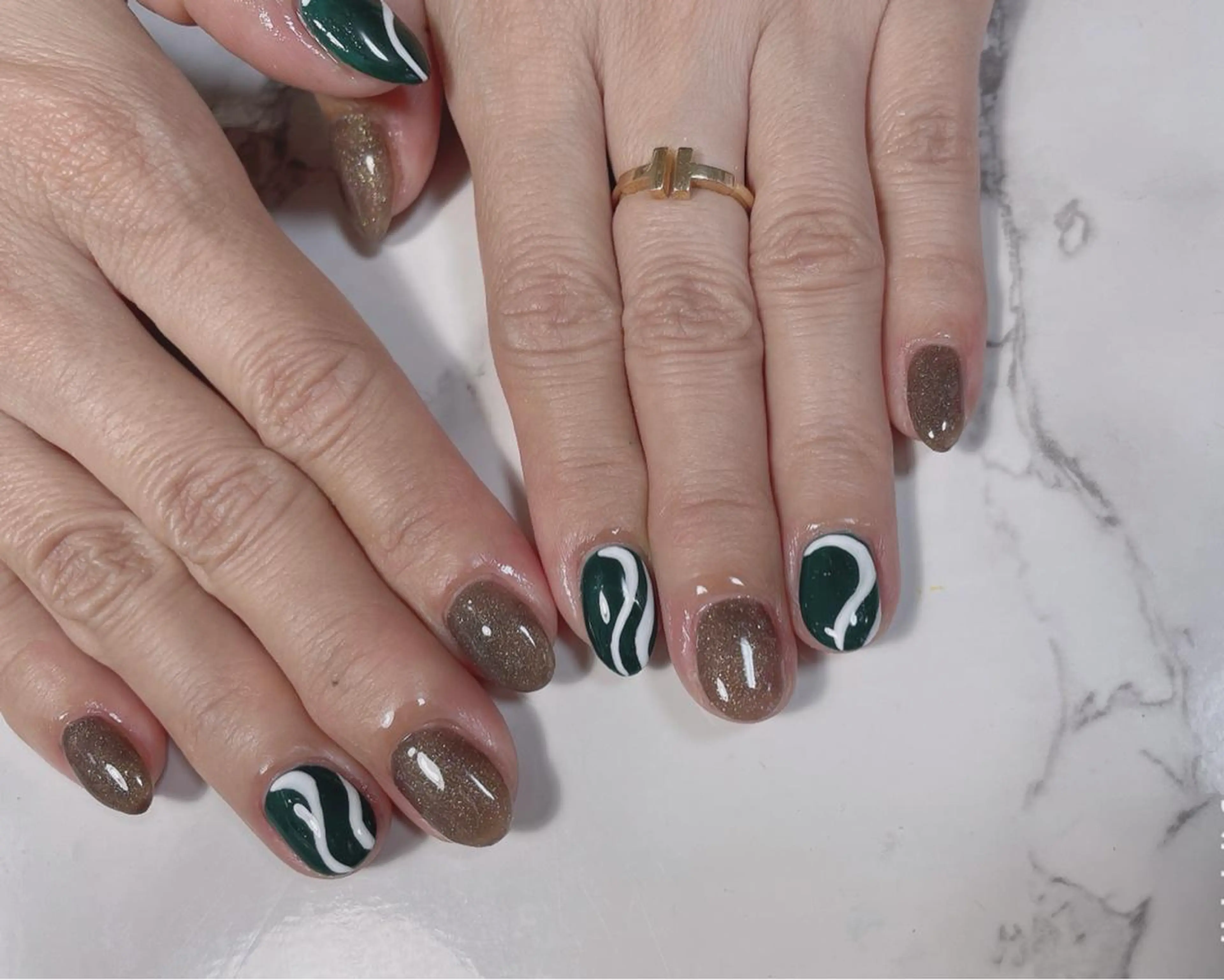 ネイル 高草木 桃香のネイルデザイン