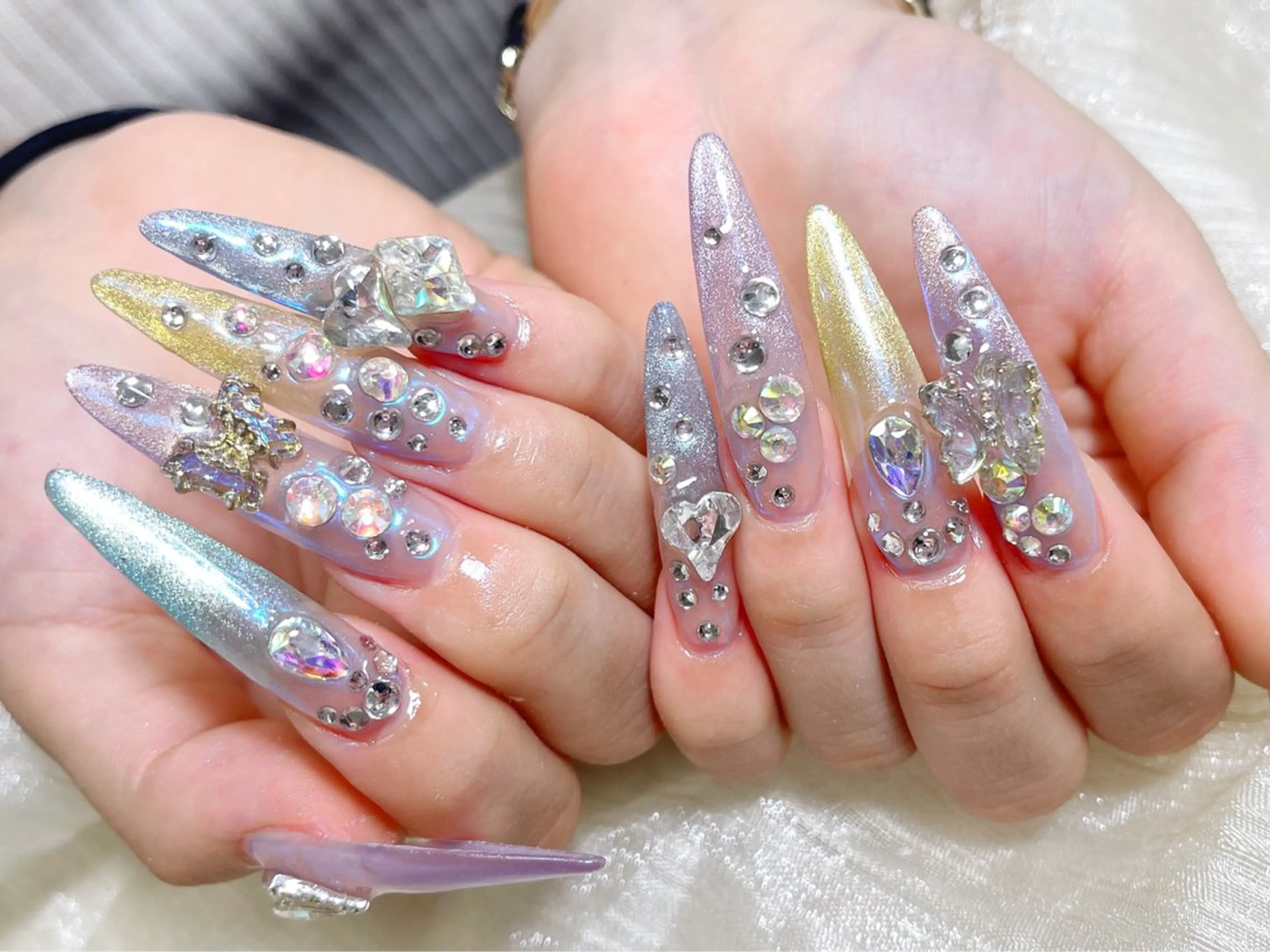 ネイル ハンドネイル 🎀ネイルサロン エクラYUI🎀のネイルデザイン