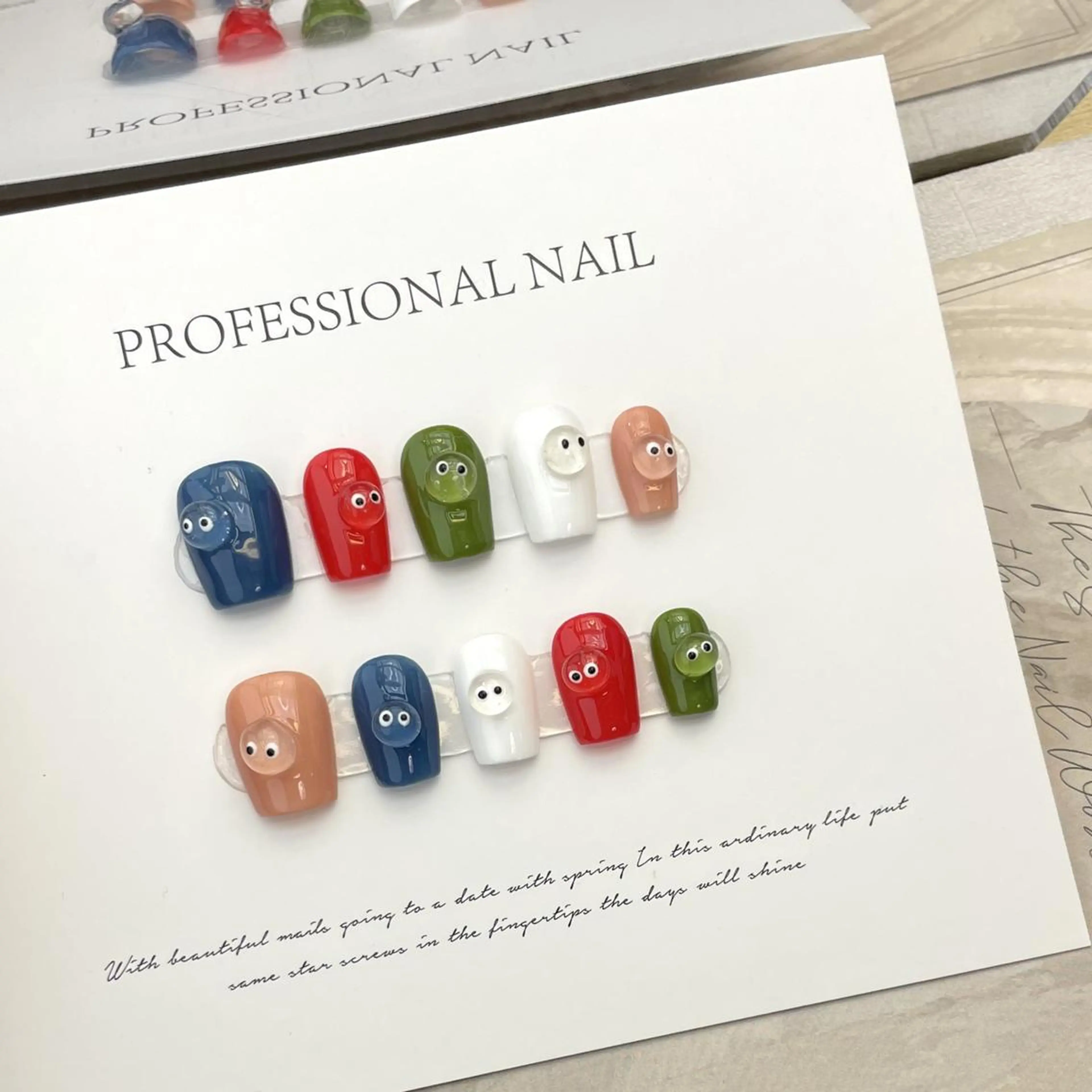 ネイル SALLY 🌙のネイルデザイン