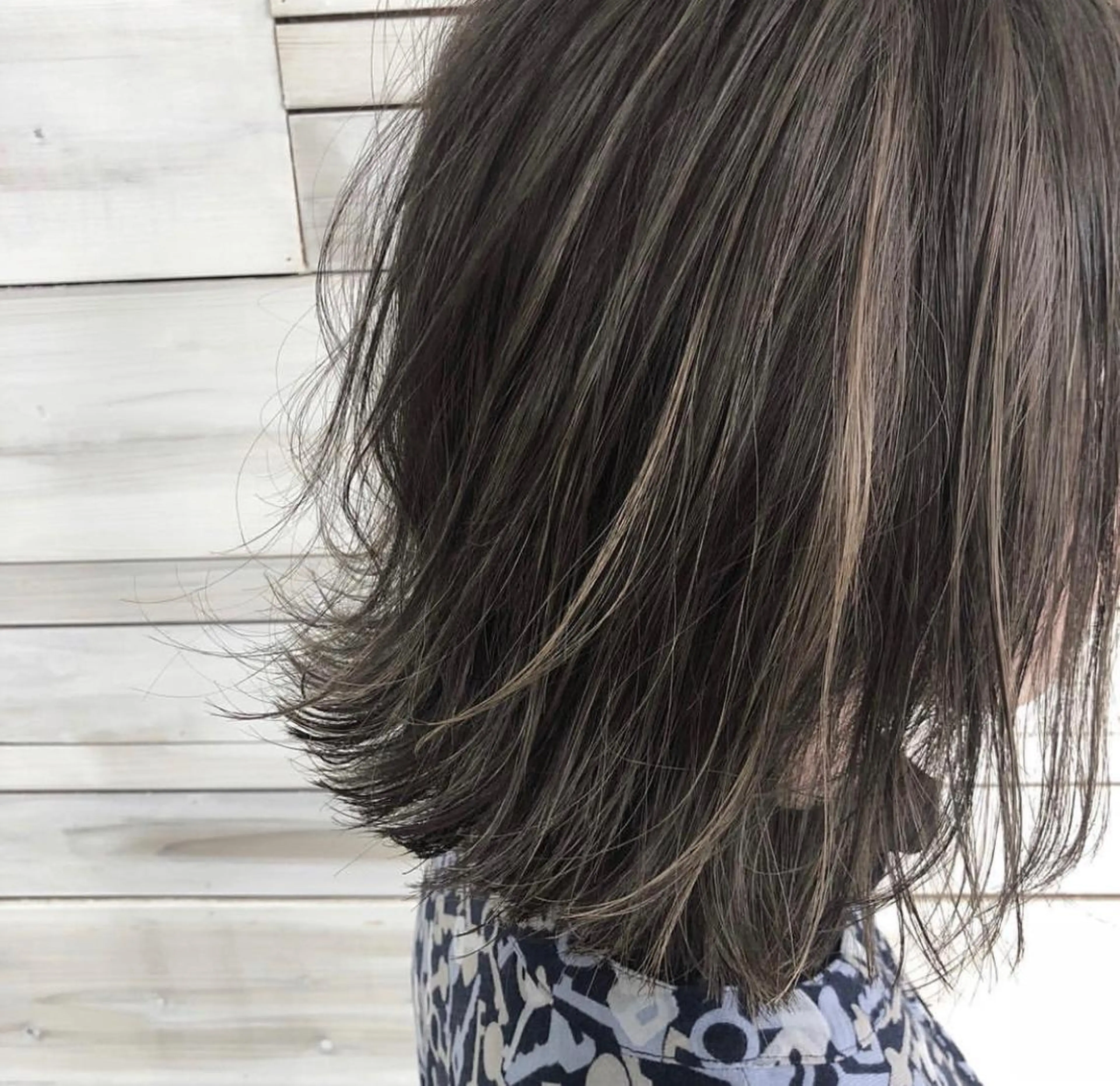 ミディアム ハッシュカット/ボブ /レイヤー/彩奈のヘアスタイル