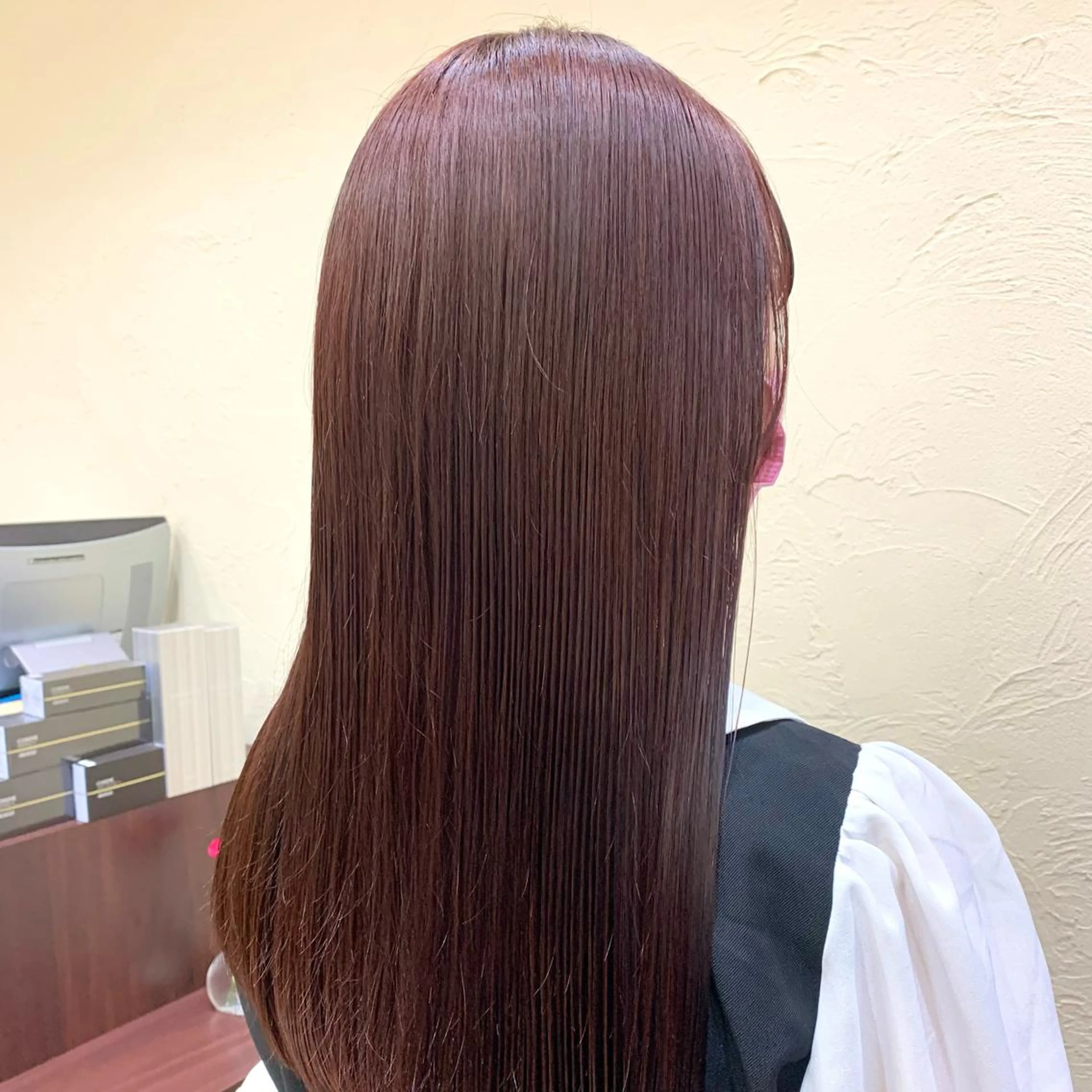 【限定特別価格】カット‎➕カラー🤍艶カラー🫧保湿トリートメント(グレーカラー対応)ロング料金¥500の写真