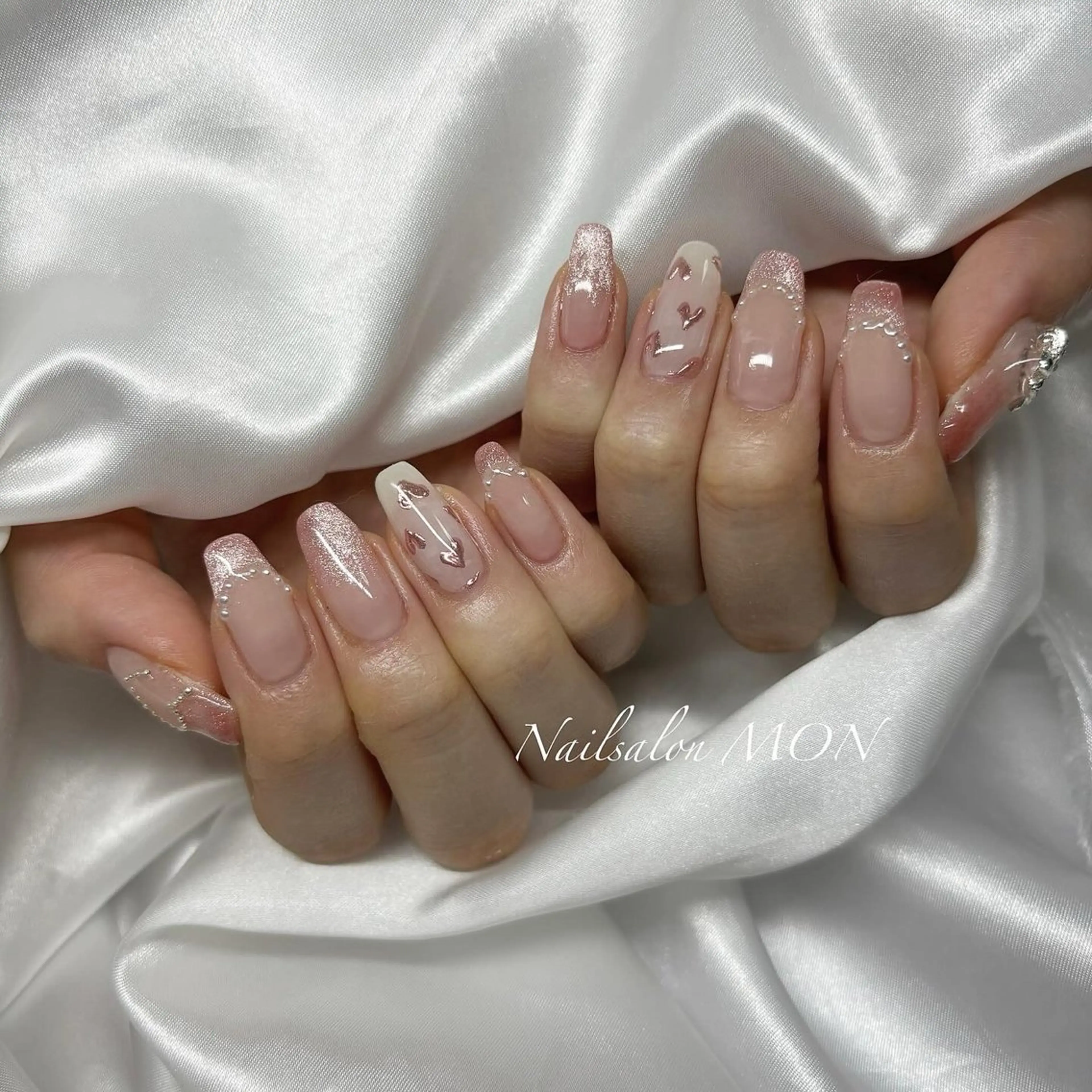 ネイル ストーンネイル ハンドネイル Nailsalon MONのネイルデザイン