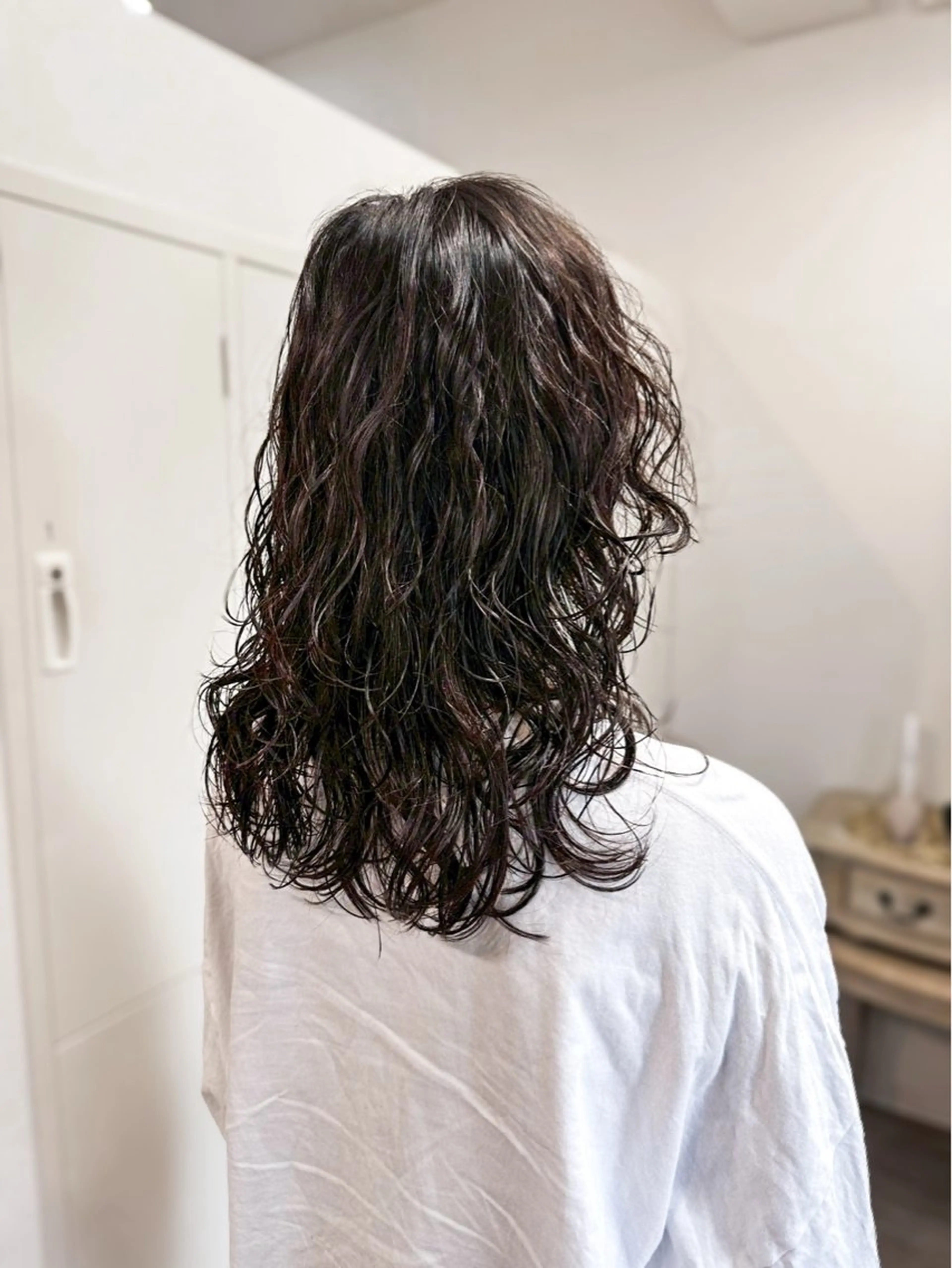 ロング パーマ カット パーマ トリートメント ROCCAhair 谷山陸のヘアスタイル