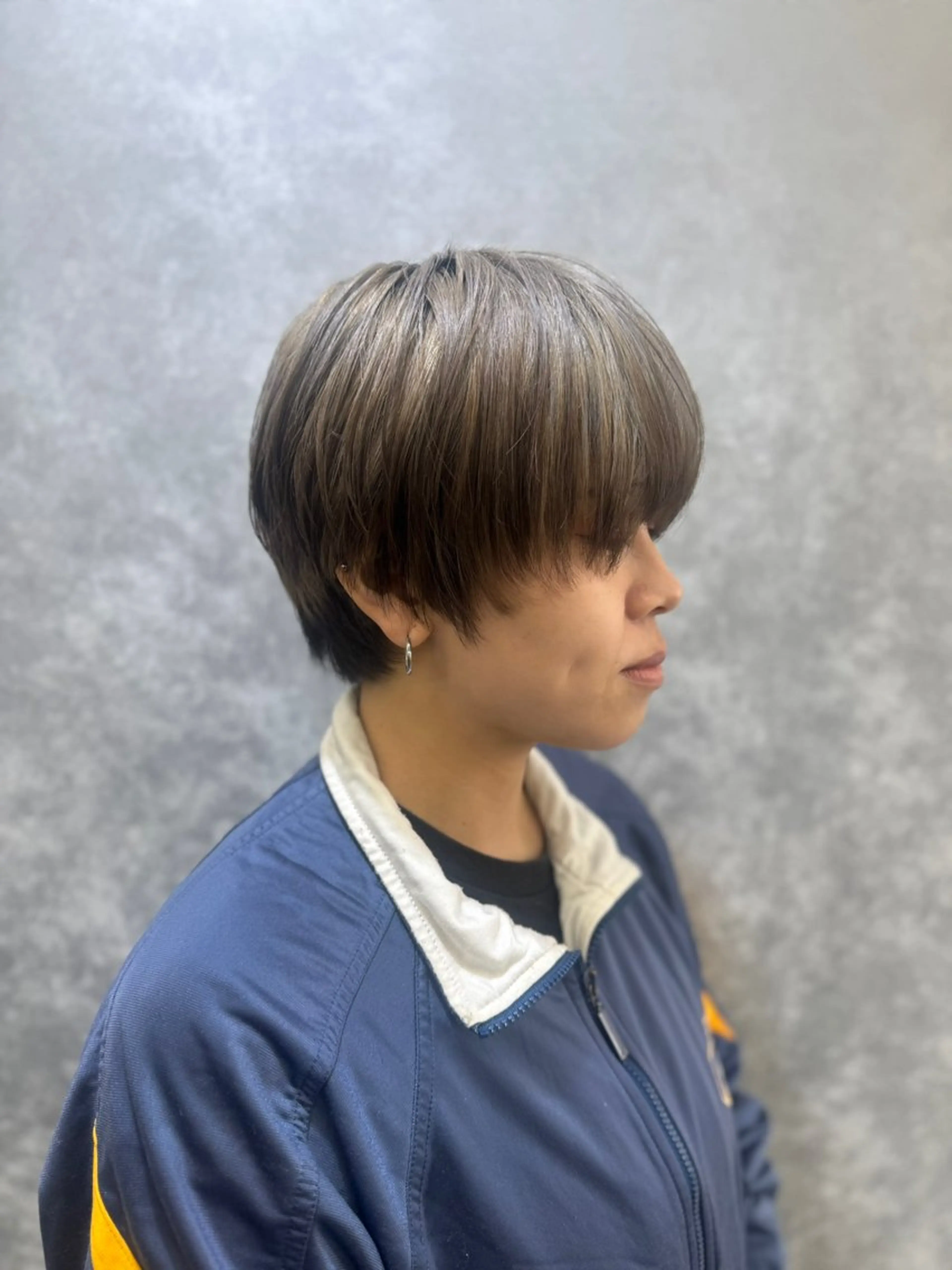 ショート カット 🕯コバ/レイヤー/ 透明感/縮毛🕯のヘアスタイル