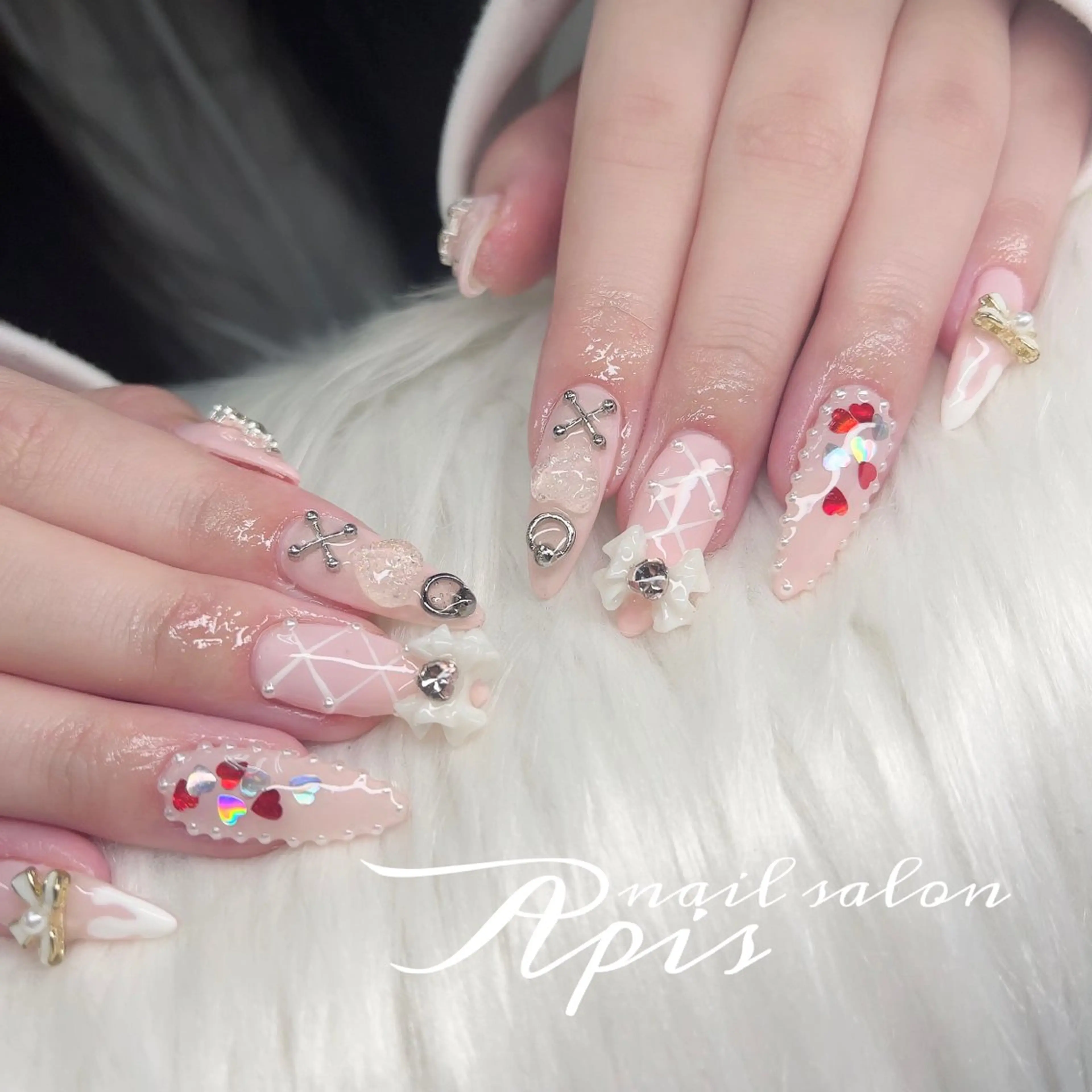 ネイル ハンドネイル nailsalon Apis所属・Apis manakaのネイルデザイン