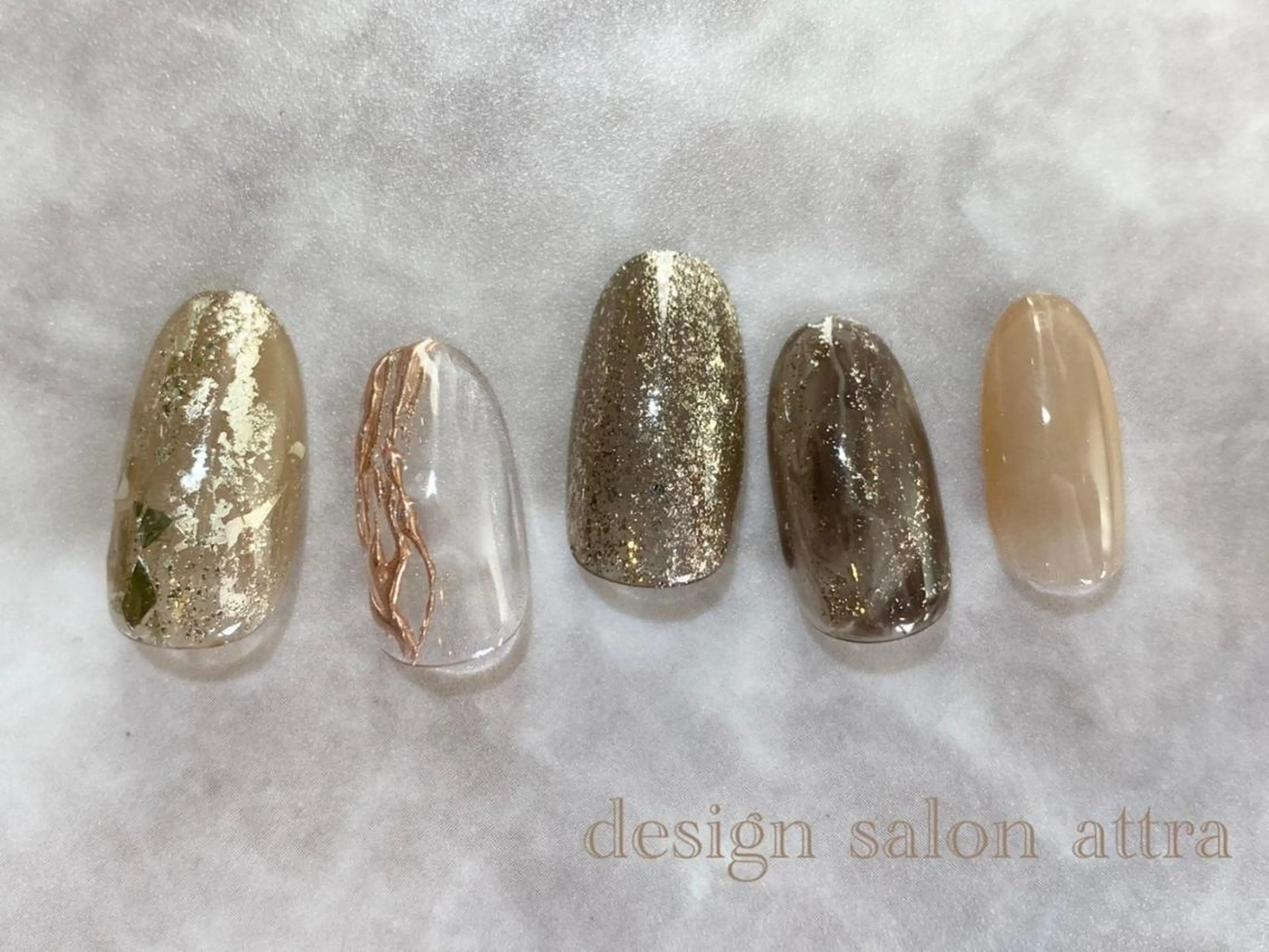 ネイル ニュアンスネイル ハンドネイル 根津 綾子のネイルデザイン