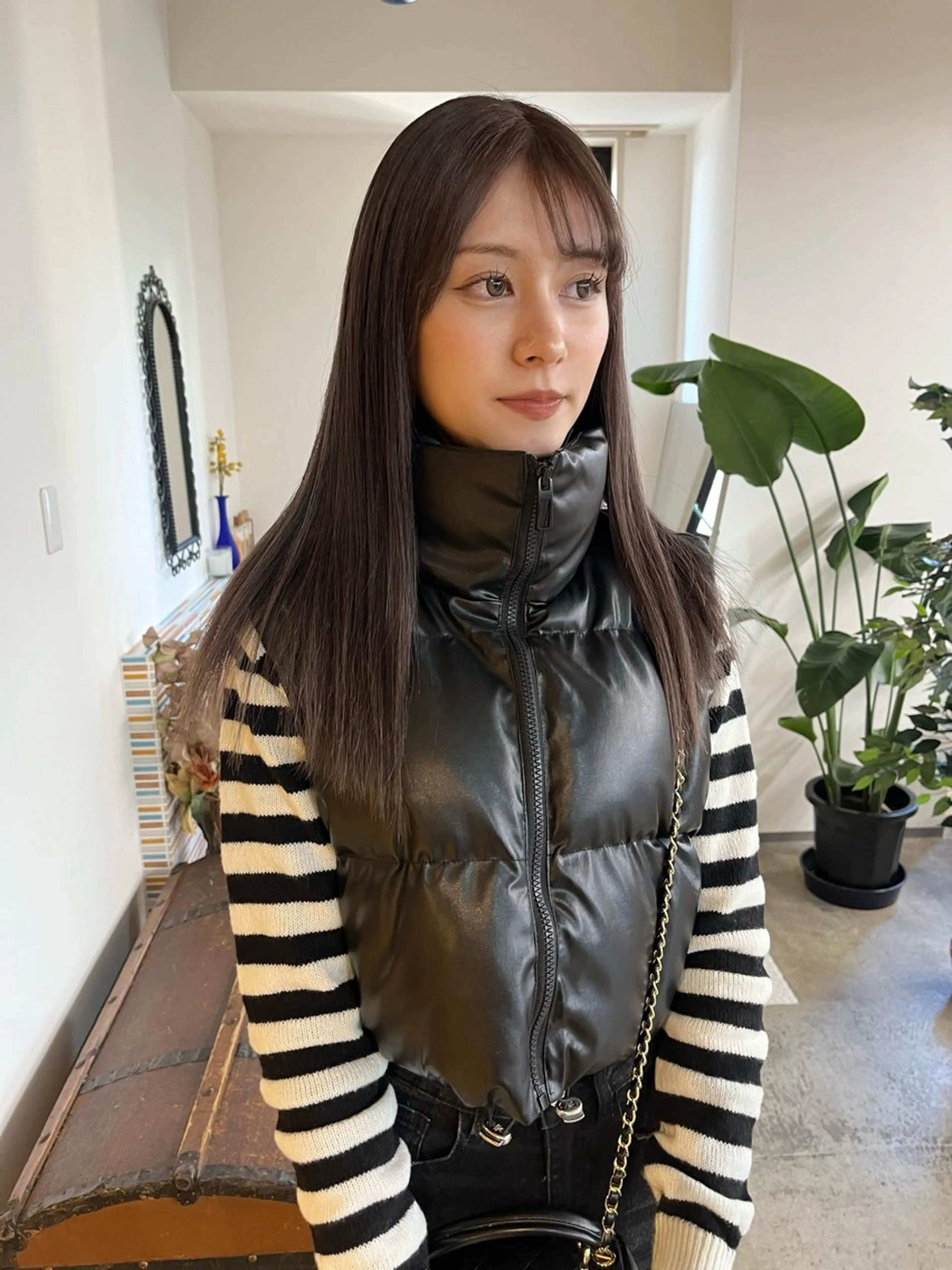 セミロング カラー ブリーチ ブラウンカラー 透明感カラー ブリーチなしカラー カット ヘアカラー トリートメント 🩷ハイトーン透明感 レイヤー🩷ユリカのヘアスタイル