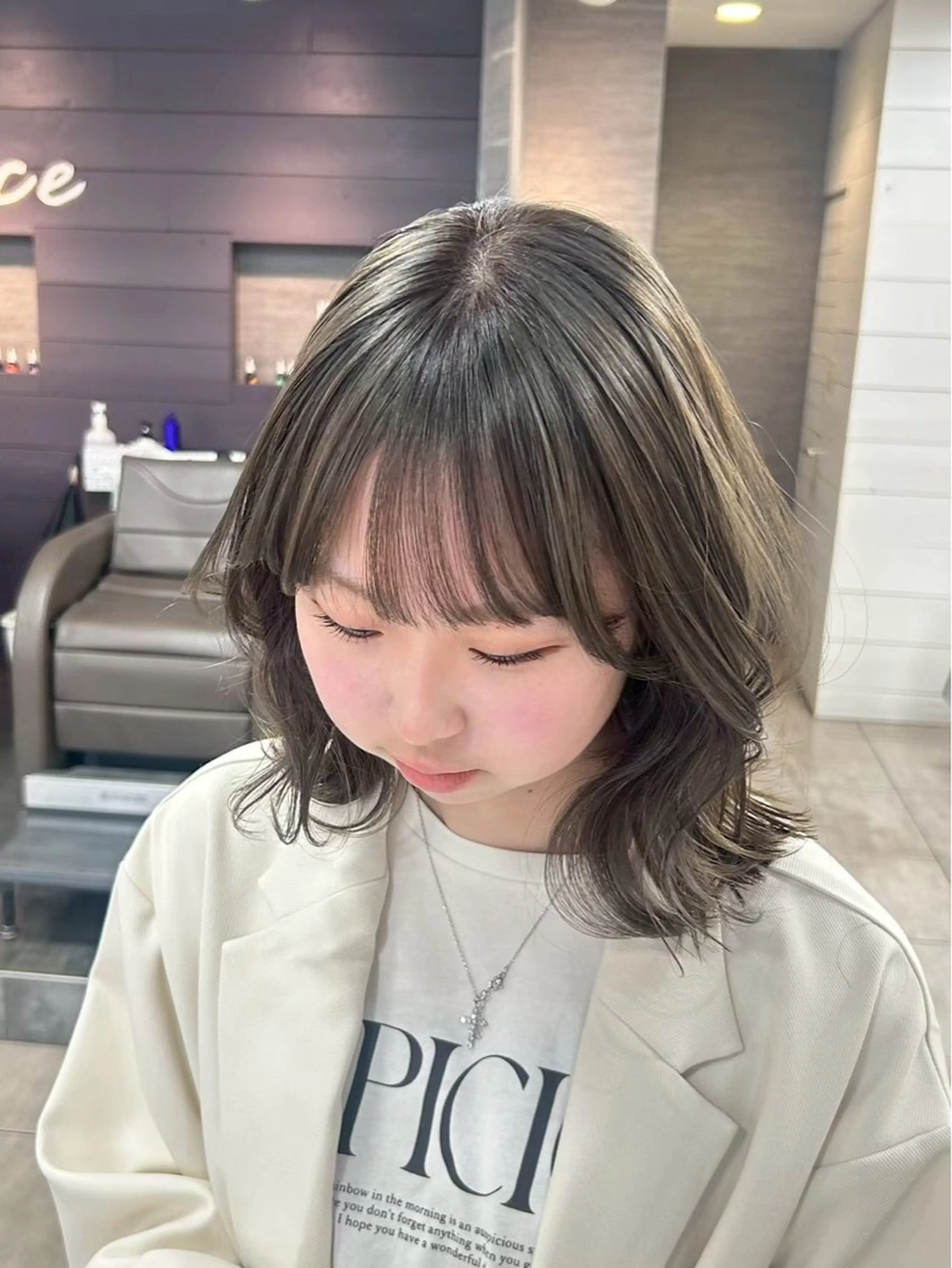 ミディアム カット ヘアカラー 🫧艶髪カラー🫧 森本くるみのヘアスタイル