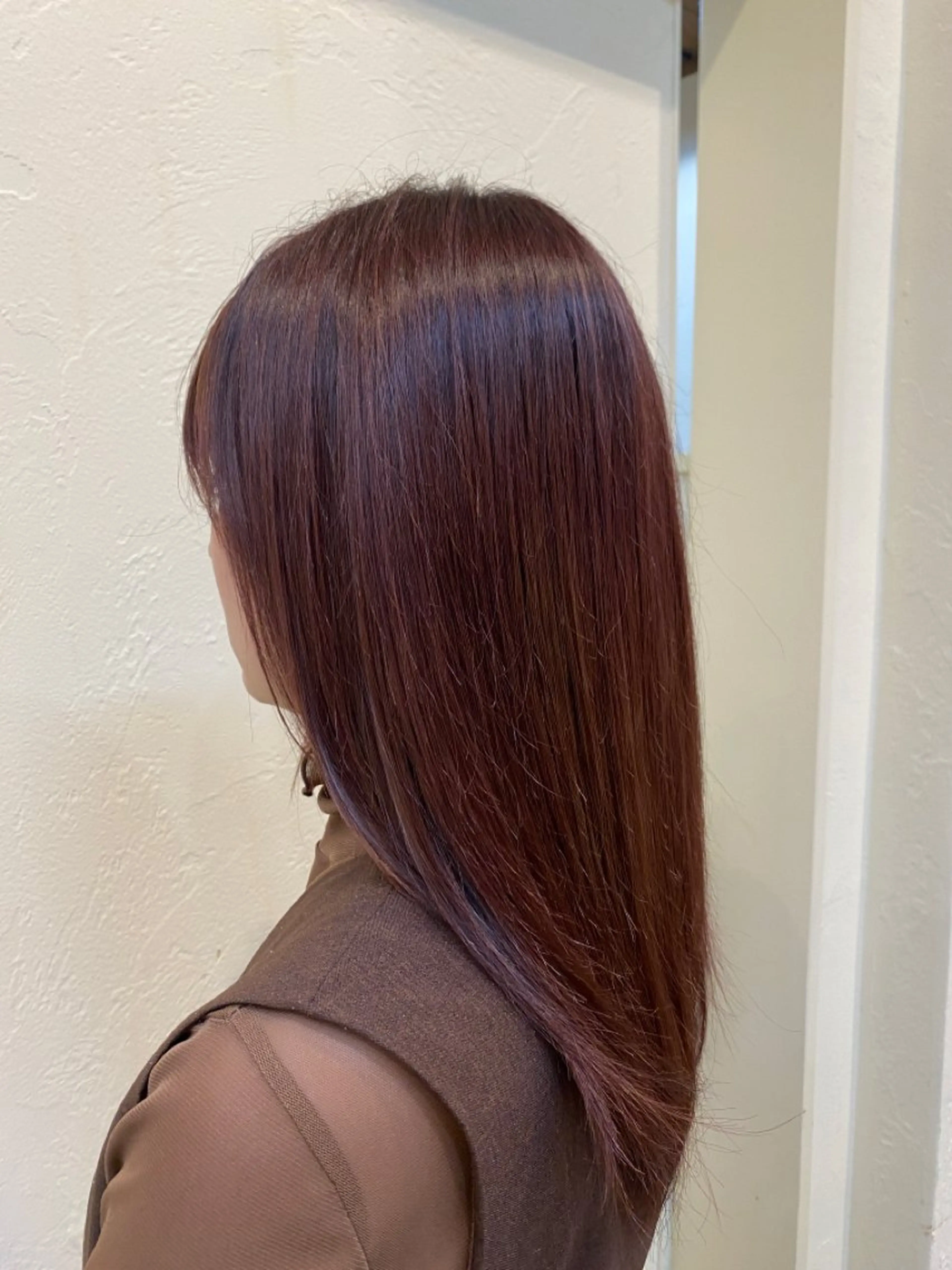 セミロング カラー ブラウンカラー ピンクカラー ユウリ YURIのヘアスタイル