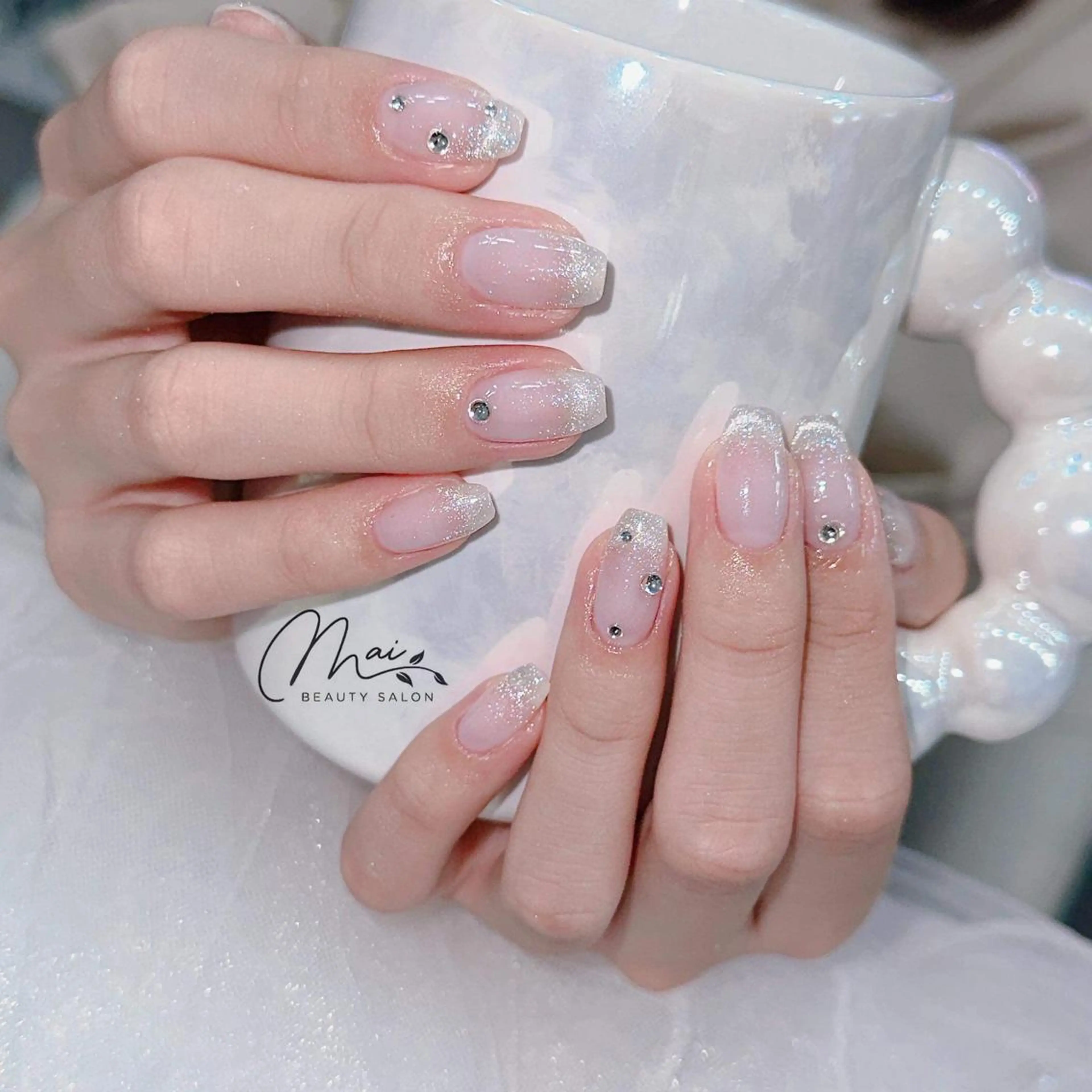 ネイル チークネイル フラッシュネイル フットネイル ジェルネイル マグネットネイル MaiBeauty DanHiのネイルデザイン