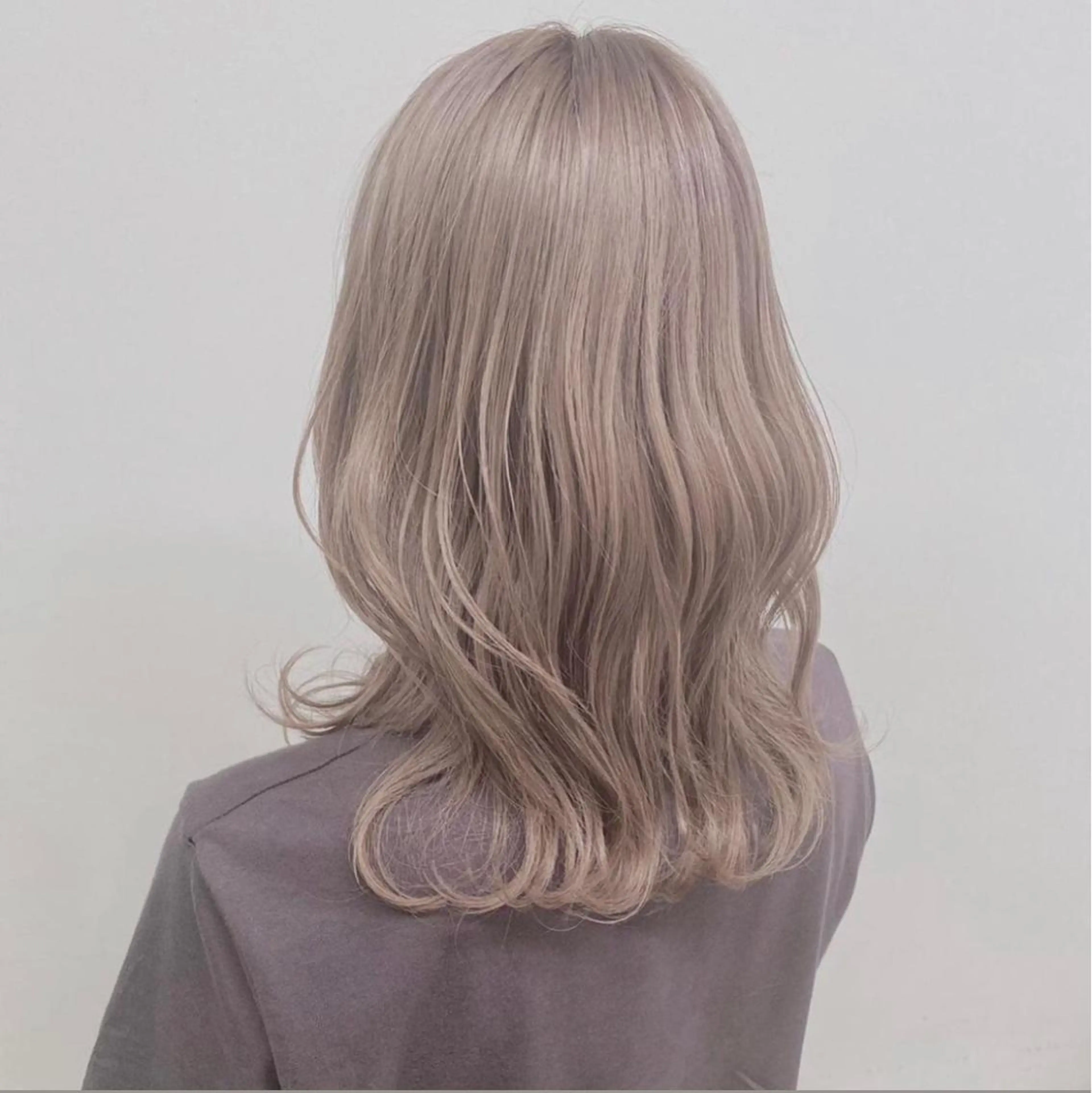 ミディアム カラー 🎨絶対に褒められる "店長"鈴木貴彦🎨のヘアスタイル