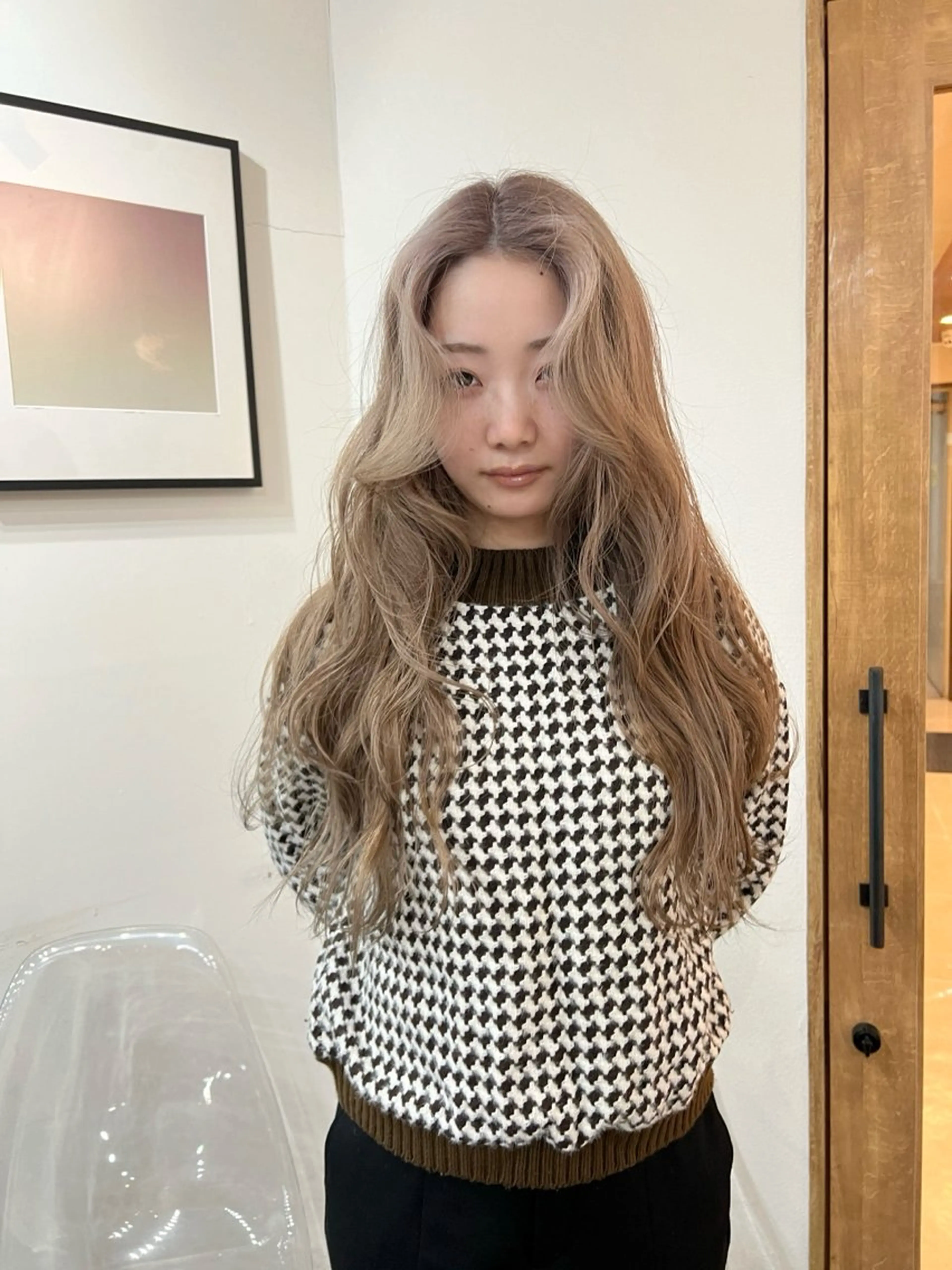 ロング カラー ベージュカラー いざわりお /梅田/ブリーチのヘアスタイル