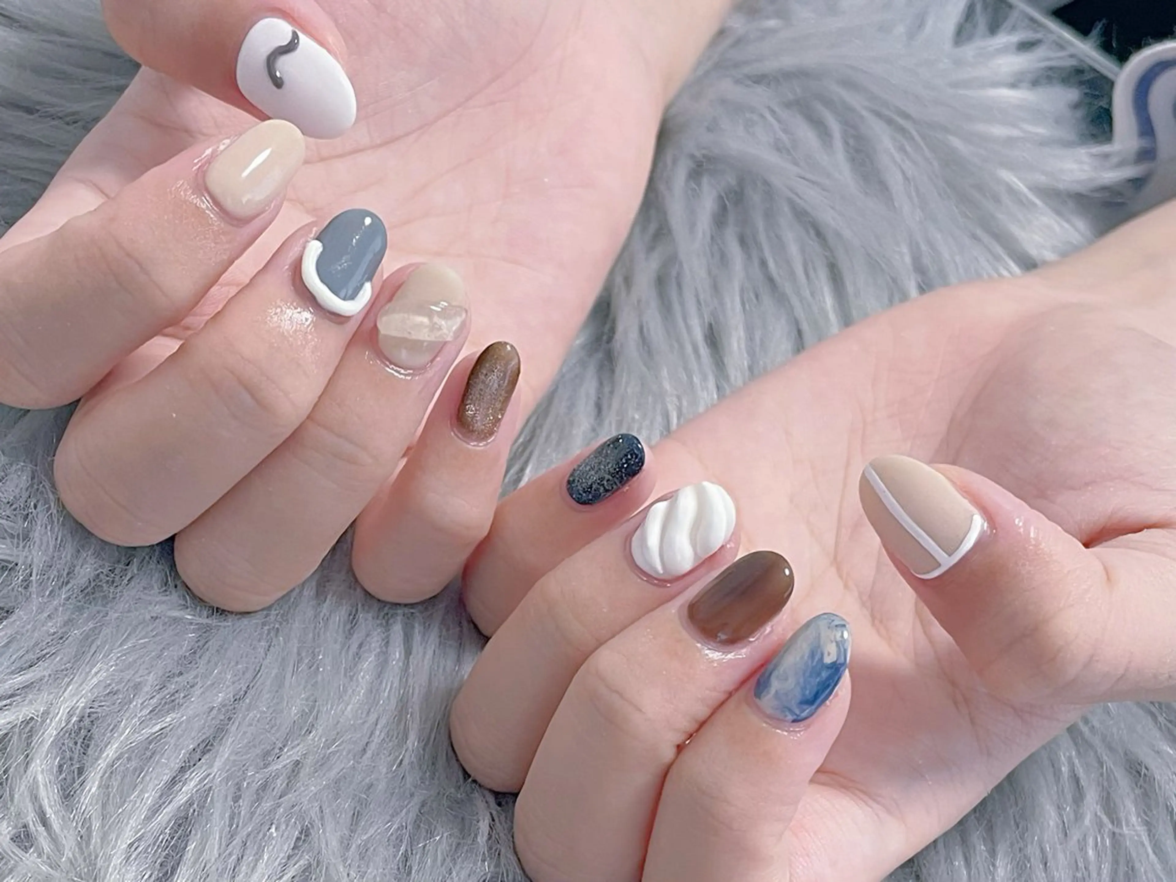 ミディアム Nina's nailのネイルデザイン