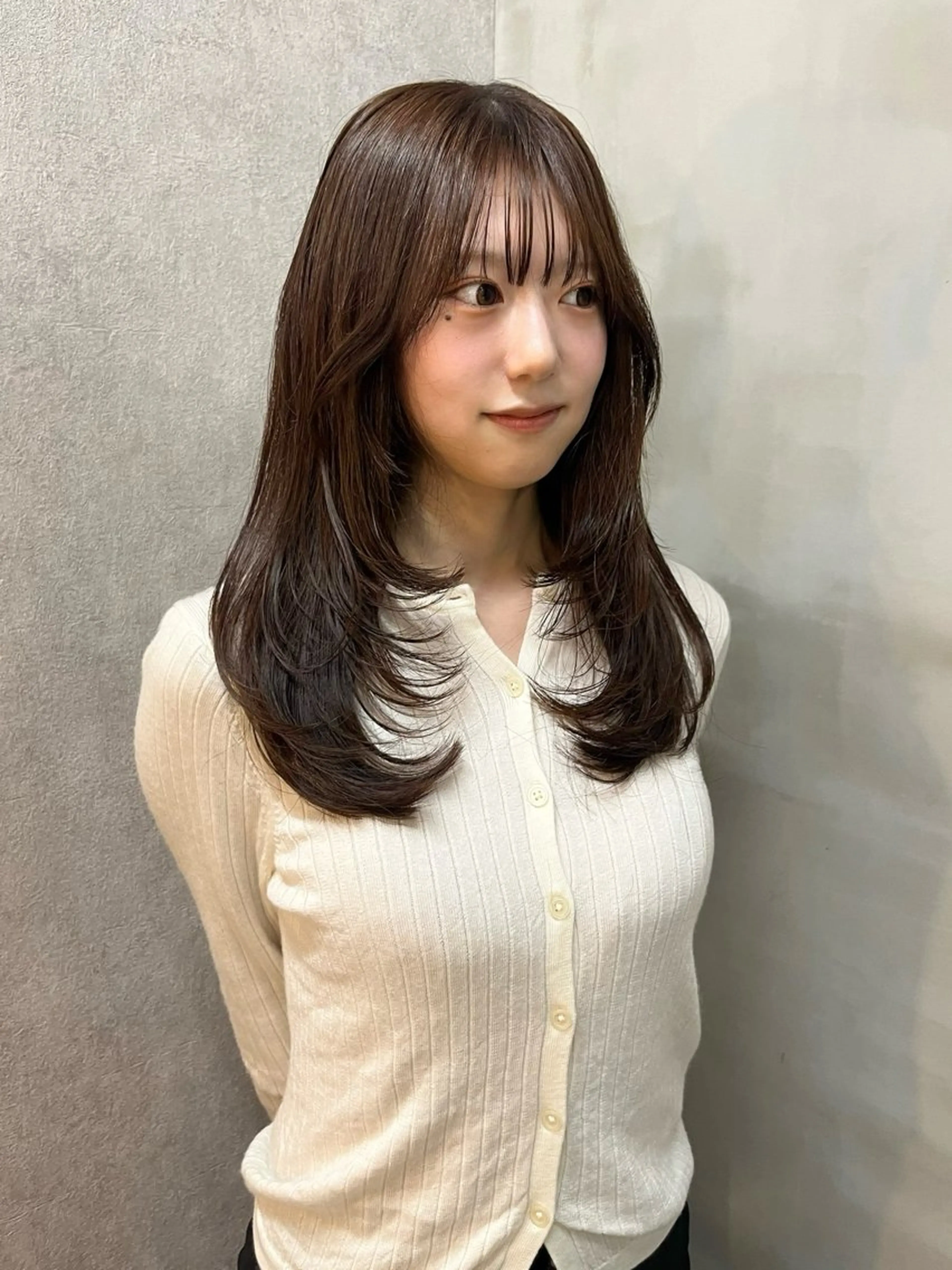 ロング カラー 透明感カラー レイヤーカット カット ヘアカラー トリートメント yuumi/大濠🪷 ハイトーン／パーマのヘアスタイル