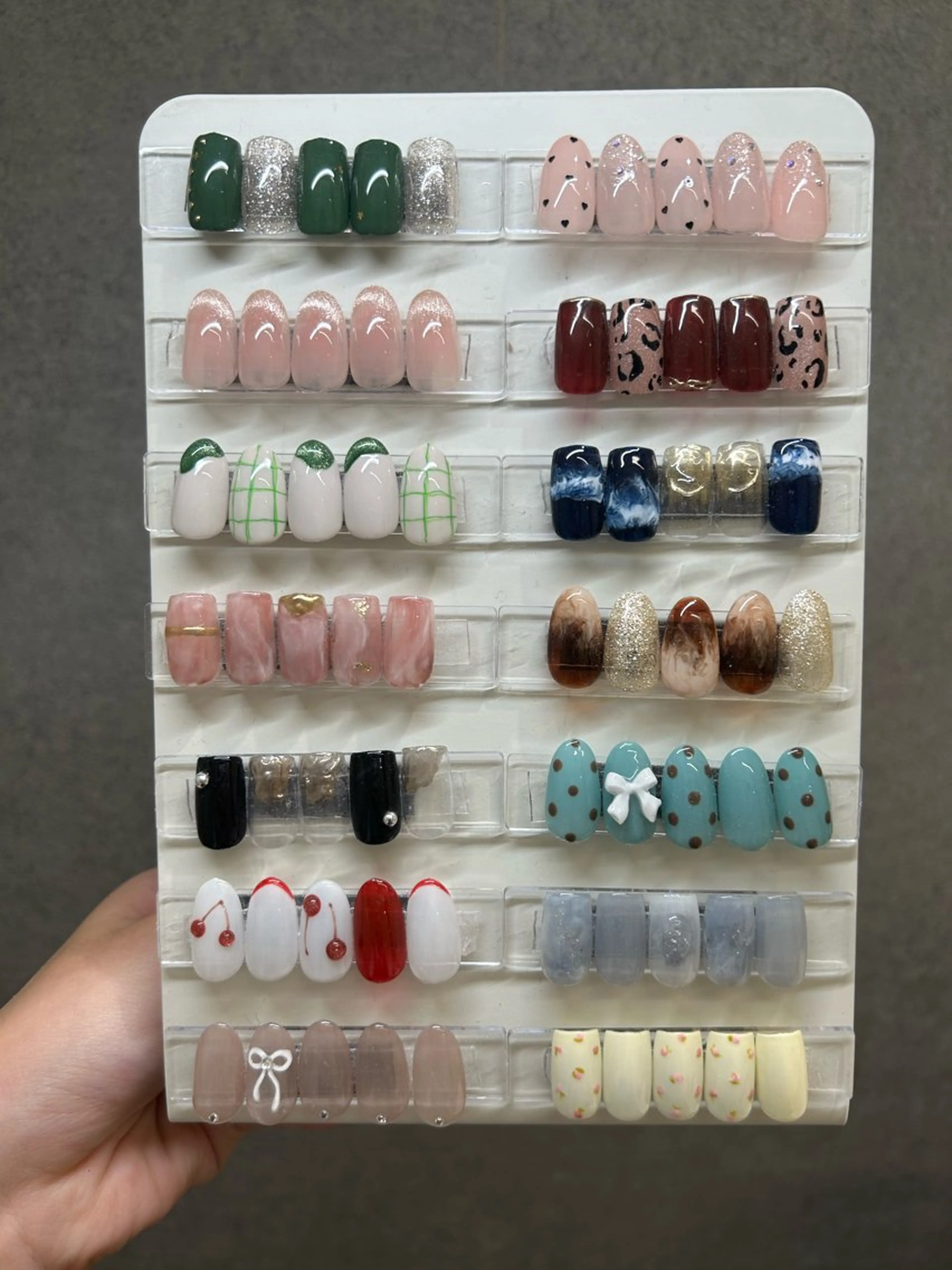 ネイル ハンドネイル Nail AVANCE.所属・濱田 こはるのネイルデザイン