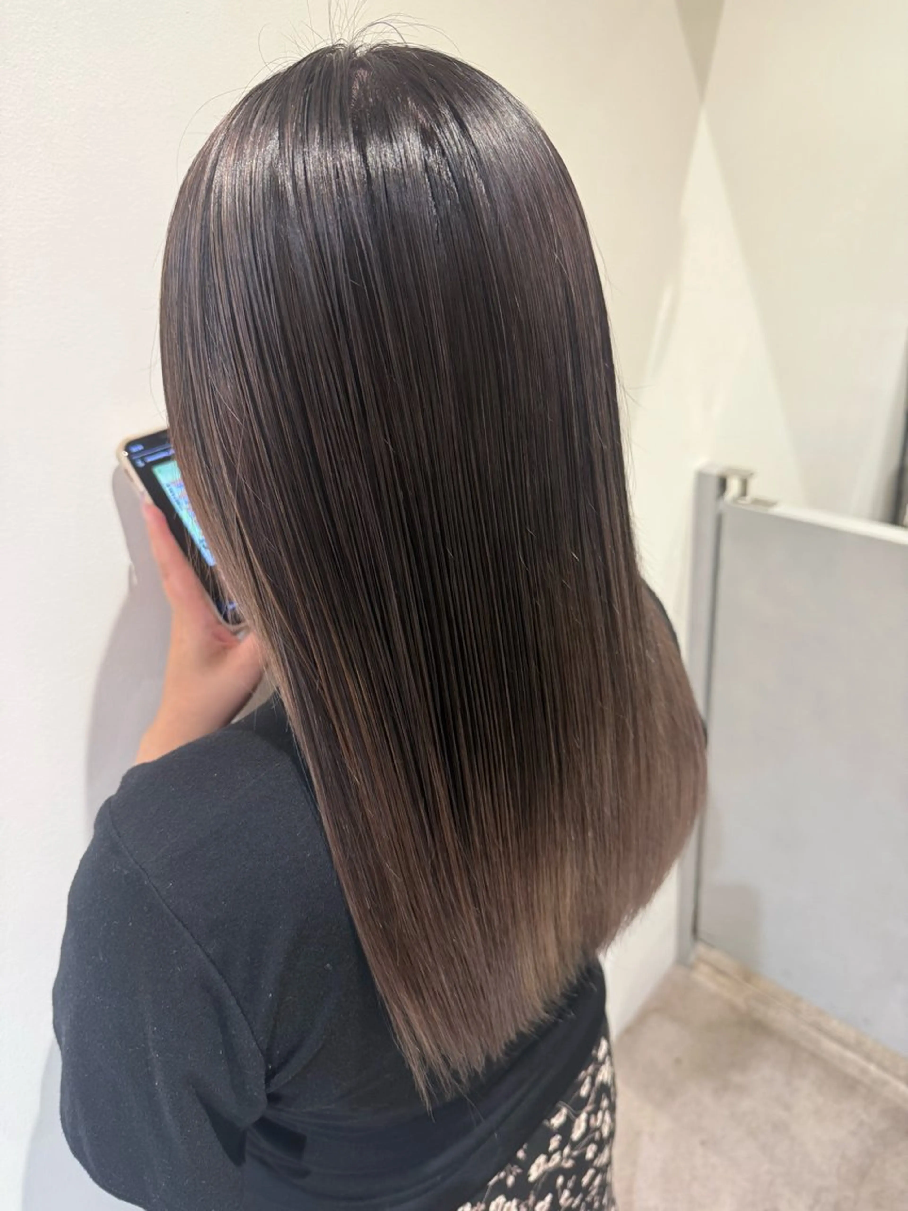 ミディアム カラー ベージュカラー ブリーチ ブロンド ケアブリーチ グレージュ カット ヘアカラー 💎透明感カラー特化 💎TAISEIのヘアスタイル