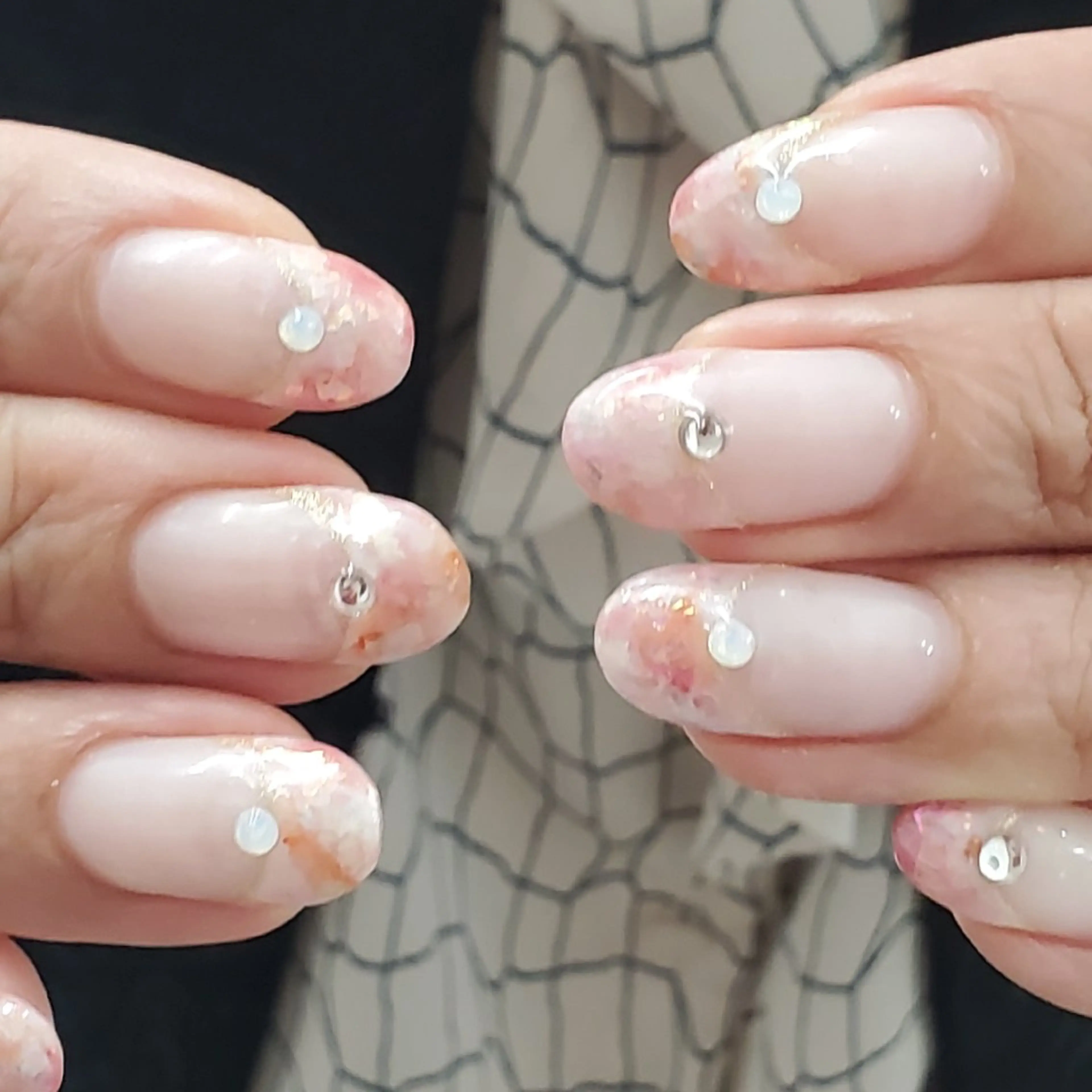 ネイル 持ち込み MOM  原宿店所属・MoM マムネイル原宿のネイルデザイン