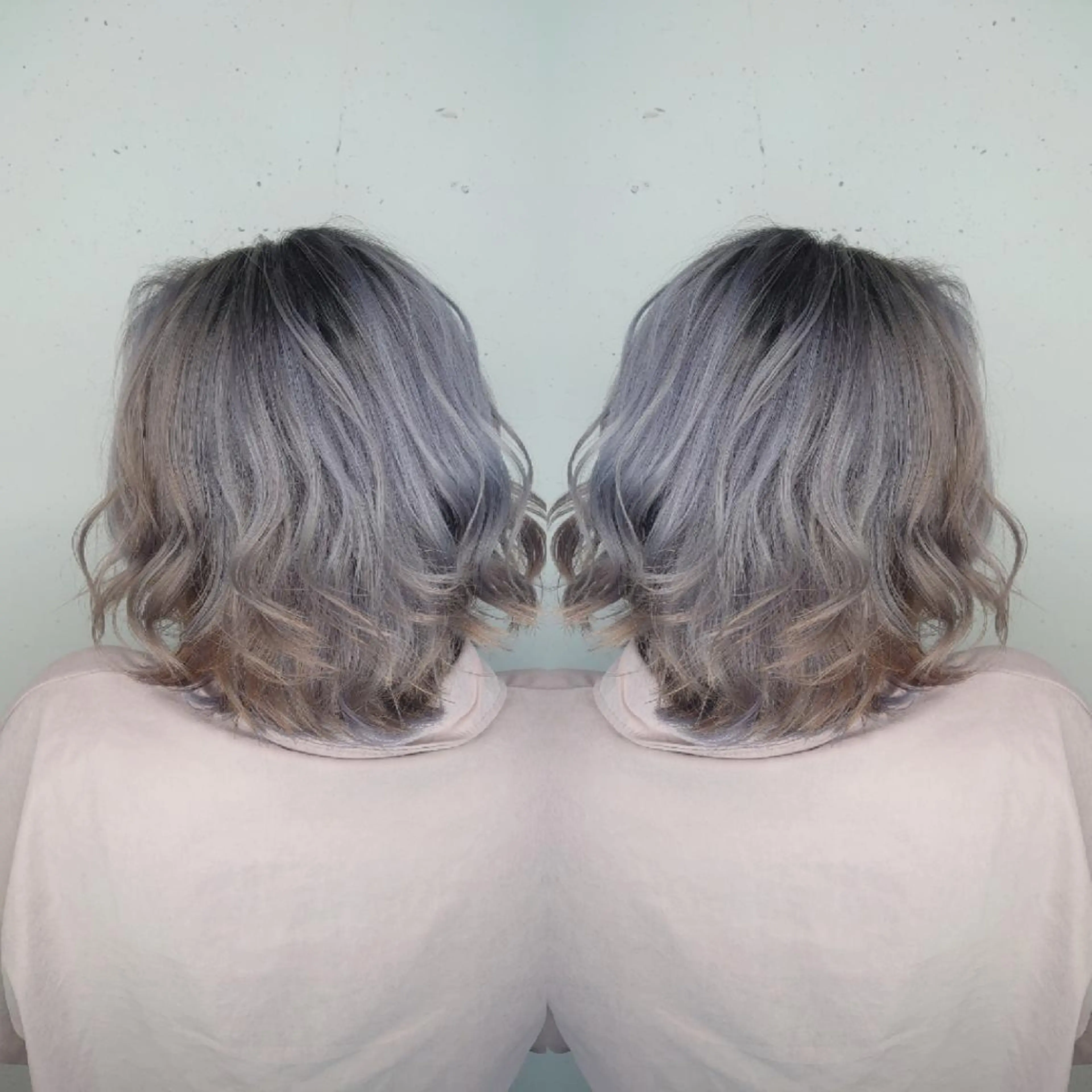 ショート カラー グレージュ シルバー シルバーグレージュ カット ヘアカラー E Komo hair所属・Wow❕E Komo hair 永井一輝のヘアスタイル