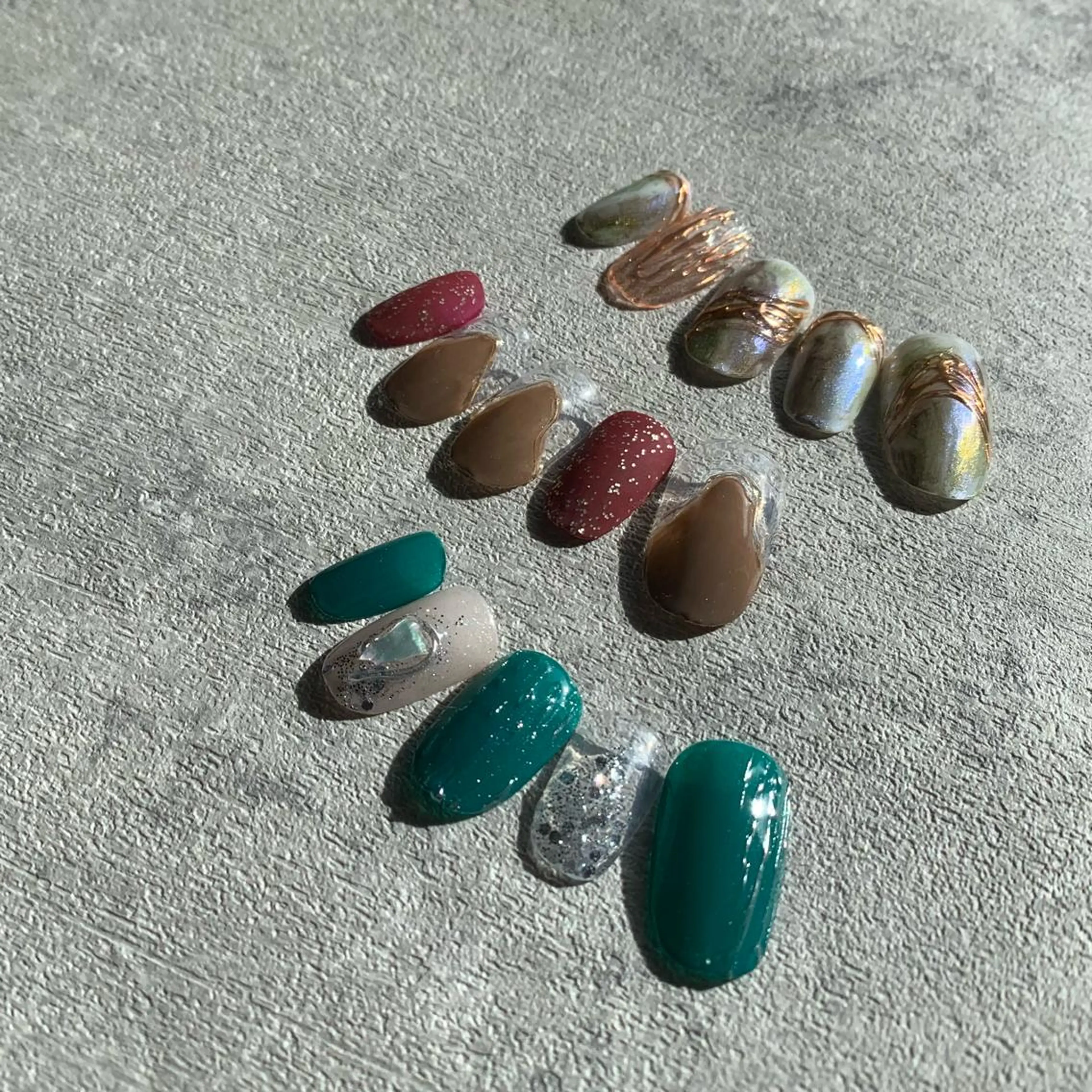 ネイル ハンドネイル ウシク ミユキのネイルデザイン