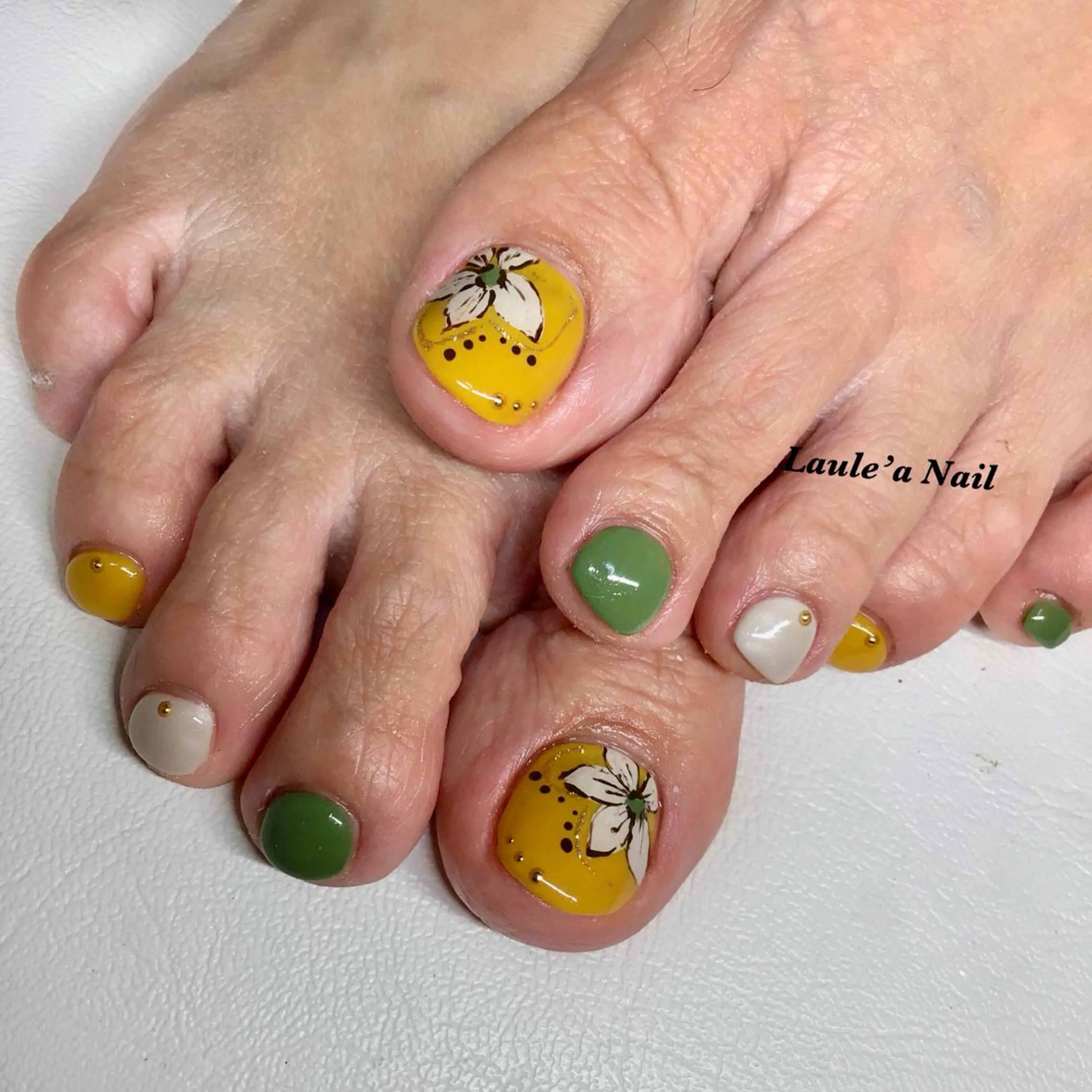 ロング ヘアアレンジ キッズ ネイル マツエク・マツパ フットネイル 福田 加奈のネイルデザイン