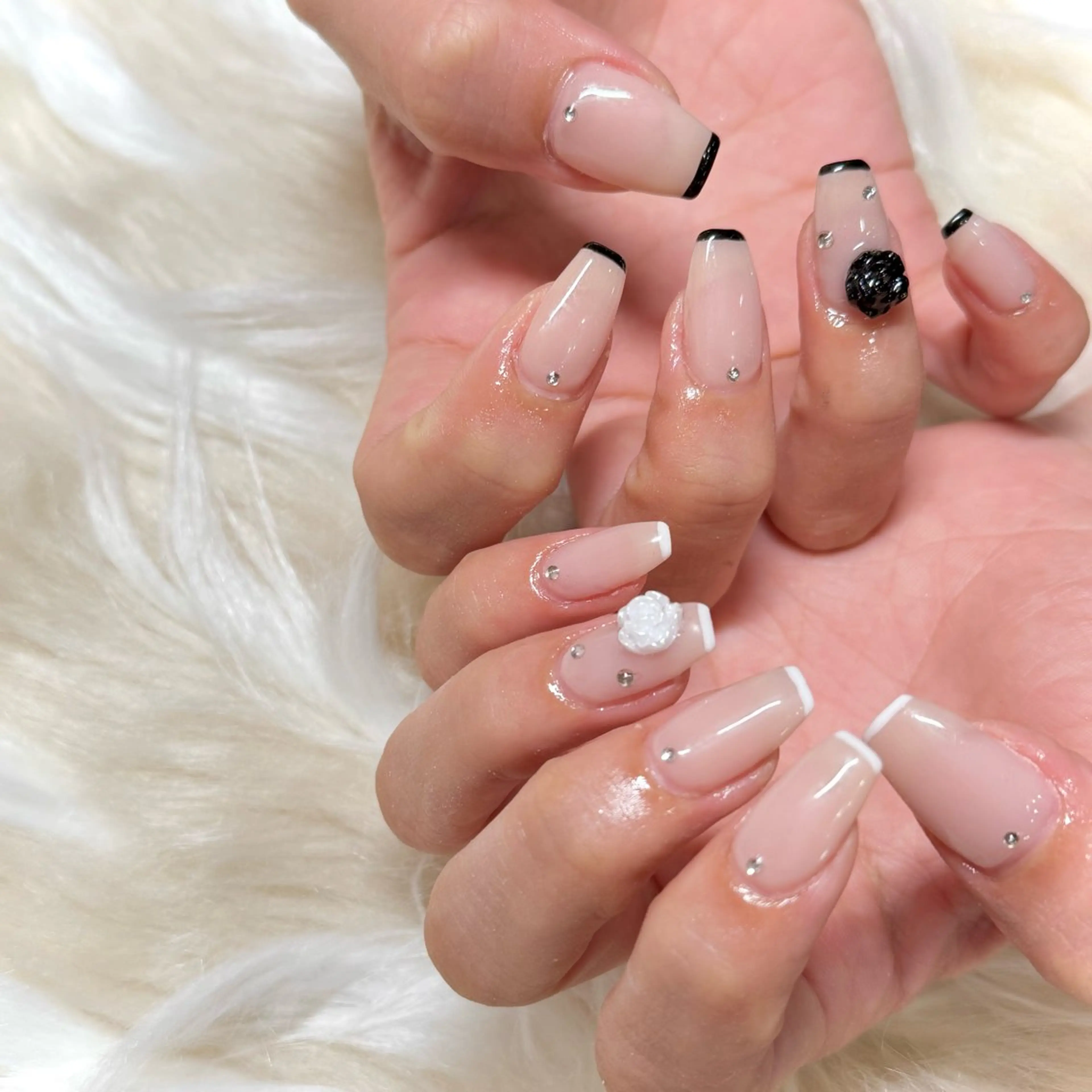 ネイル 長さ出し フットネイル フレンチネイル ジェルネイル グラデーション ハンドネイル Nail&eye Belire 新宿のネイルデザイン