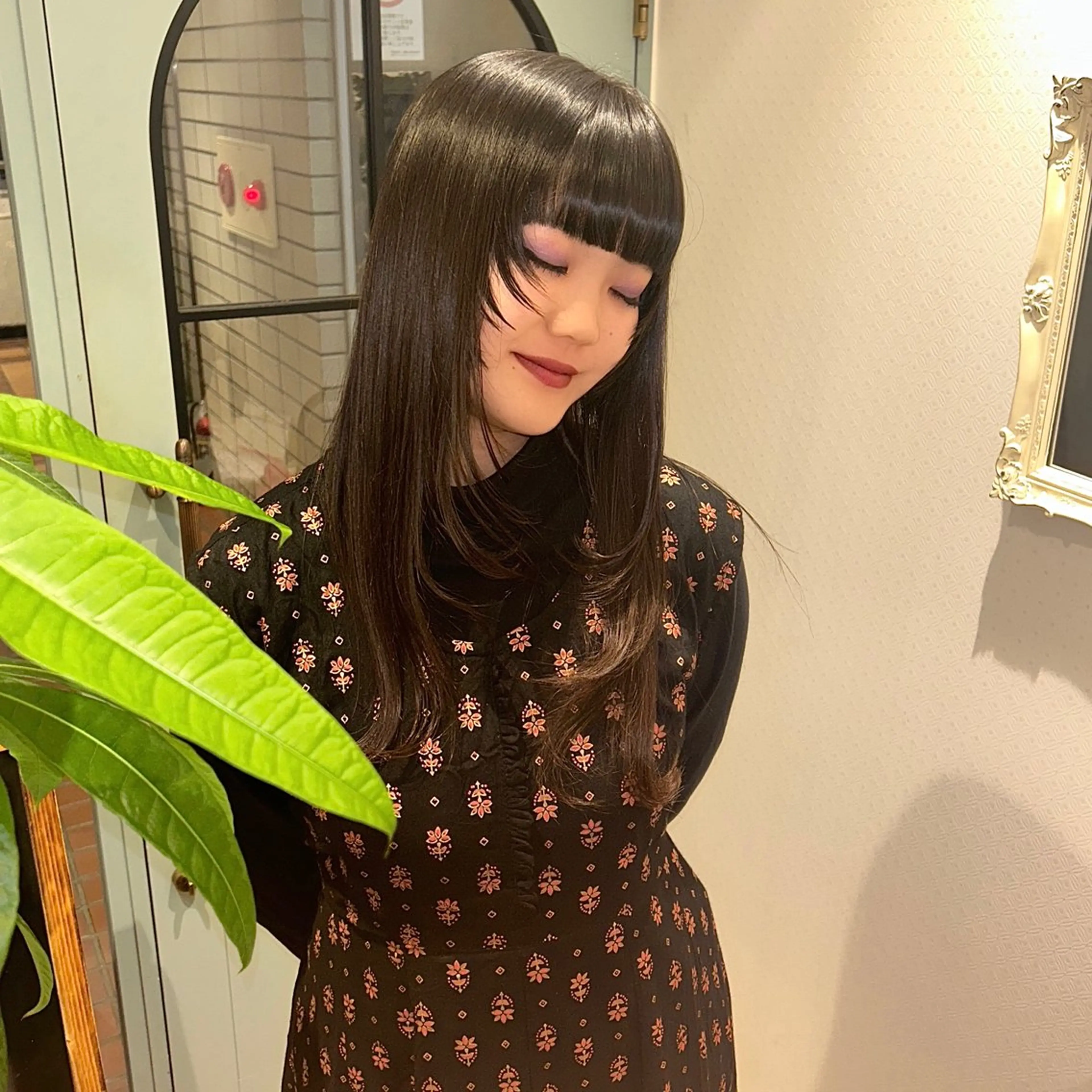 ロング ヘアアレンジ 顔まわりレイヤー 顔周りカット レイヤーカット トリートメント ワンホンヘア 🍓女性専用サロン/ こころ🍓のヘアスタイル