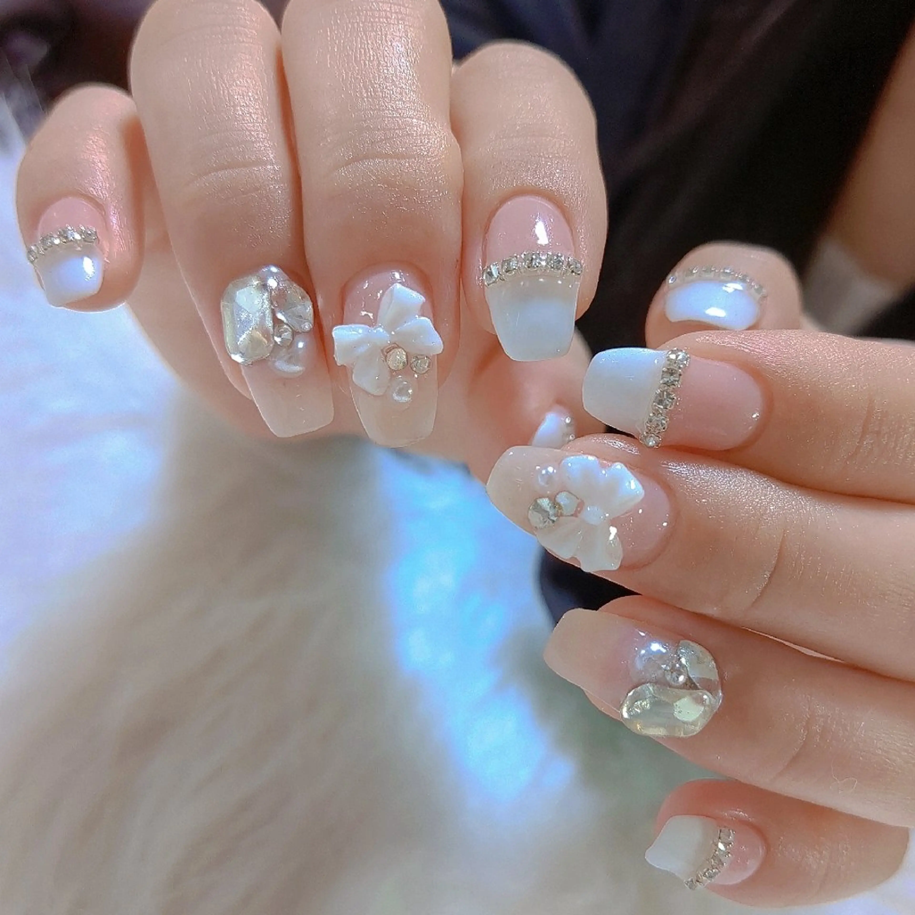 ネイル ハンドネイル E·U·B ネイル所属・横浜市中区曙町 E·U·Bネイルのネイルデザイン