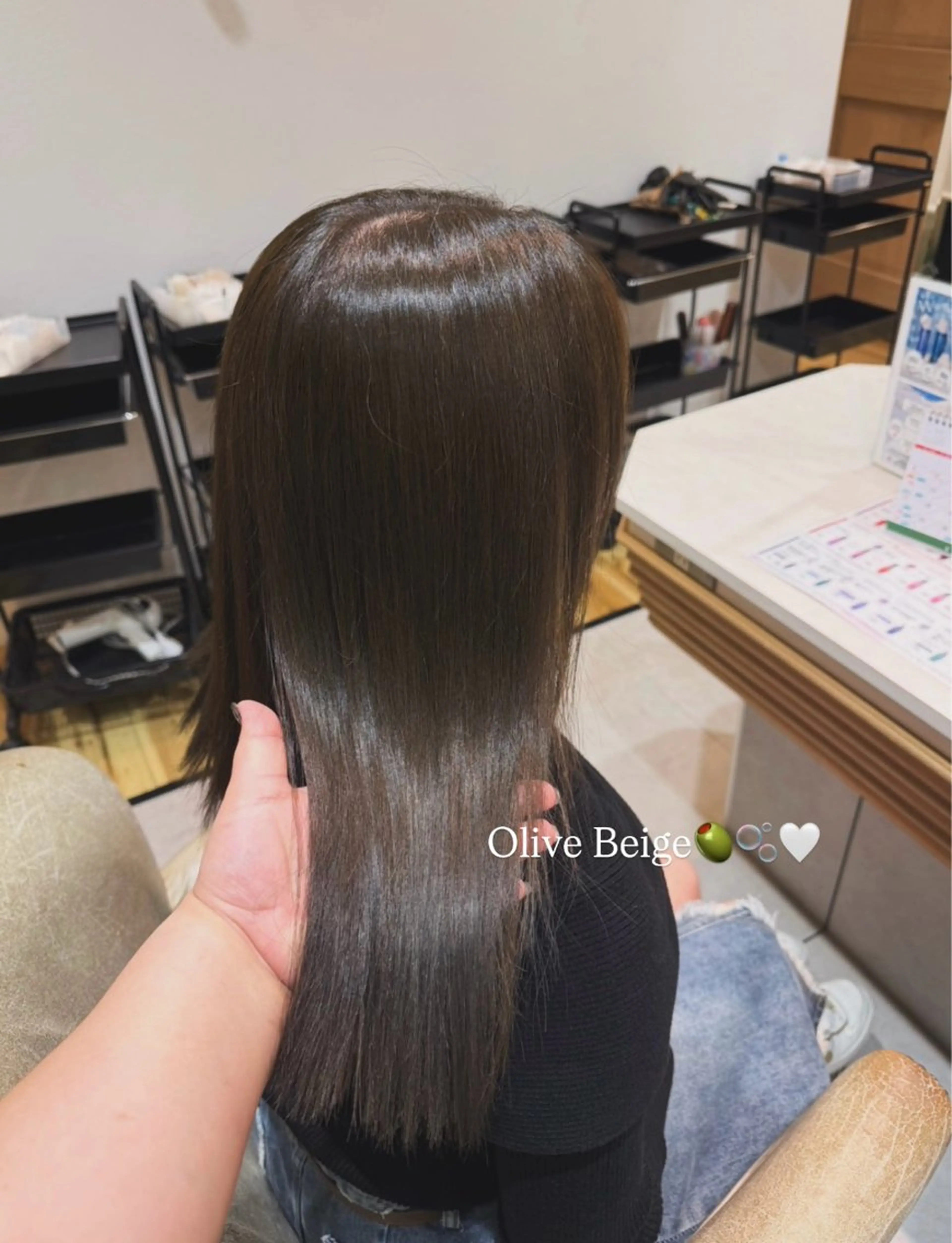 ミディアム カラー ベージュカラー オリーブカラー 🫧艶カラー🫧 Nanamiのヘアスタイル