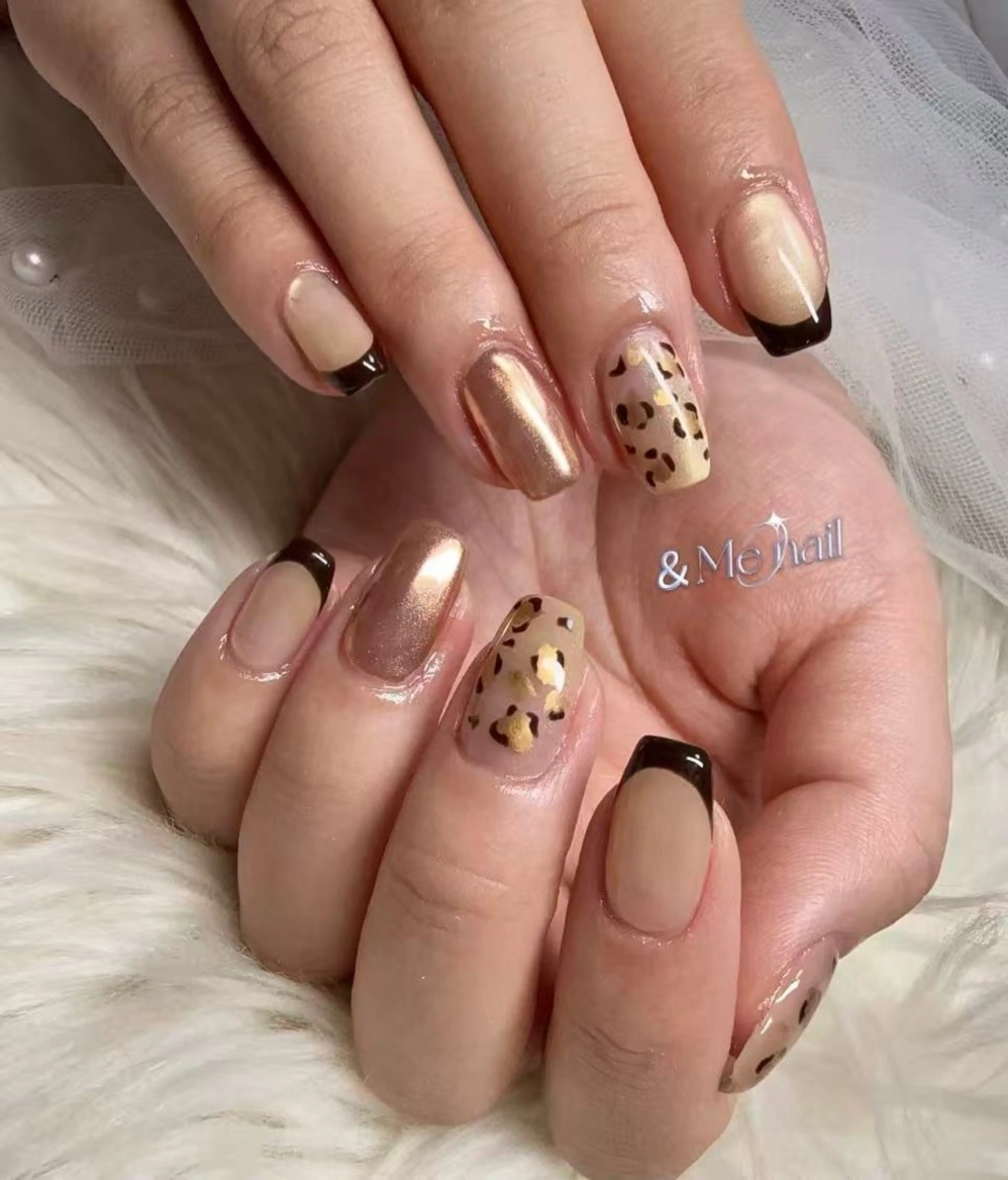 ネイル ハンドネイル &ME タカのネイルデザイン