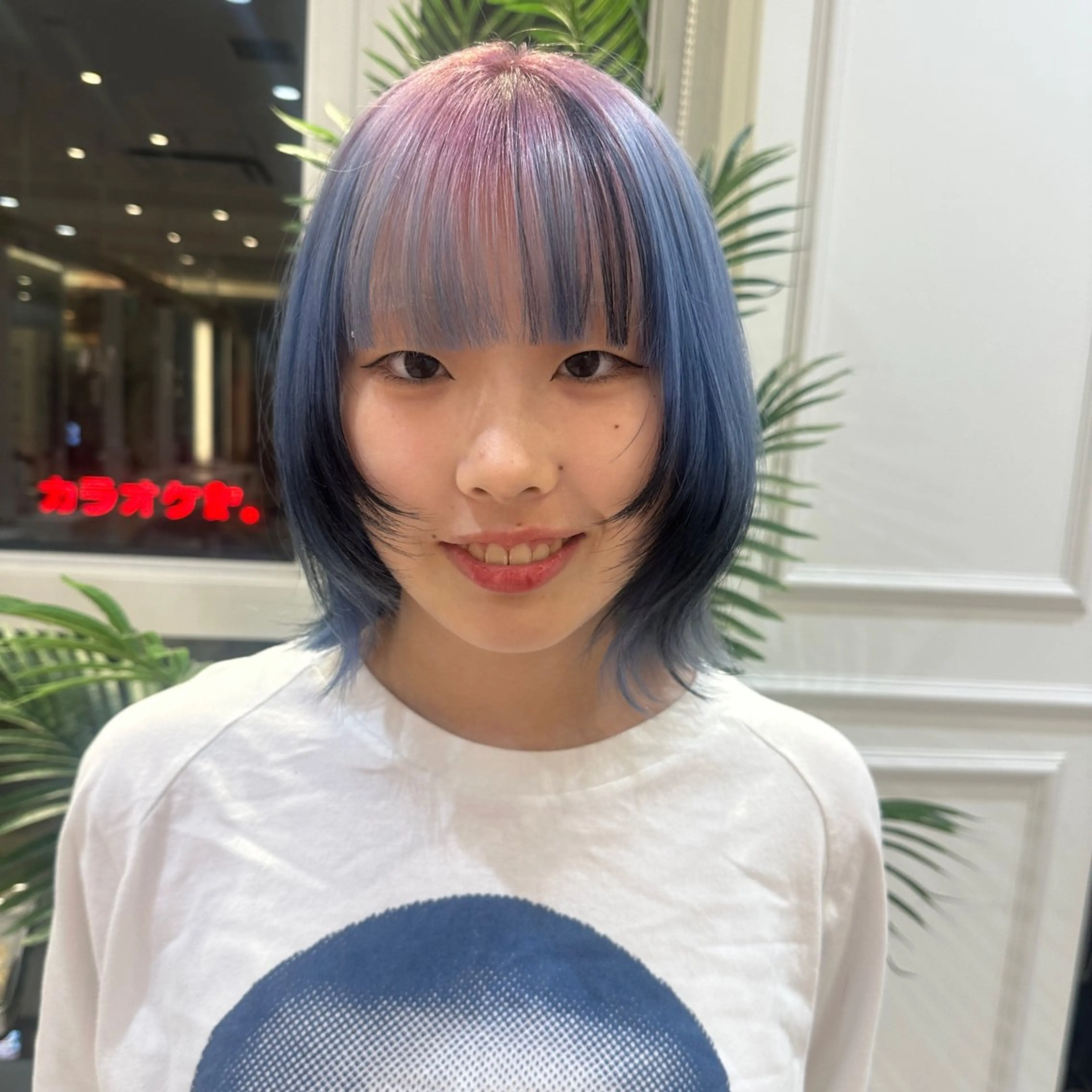 ミディアム カラー デザインカラー カット ヘアカラー トリートメント レイヤーカット/ ハイトーンchimiのヘアスタイル