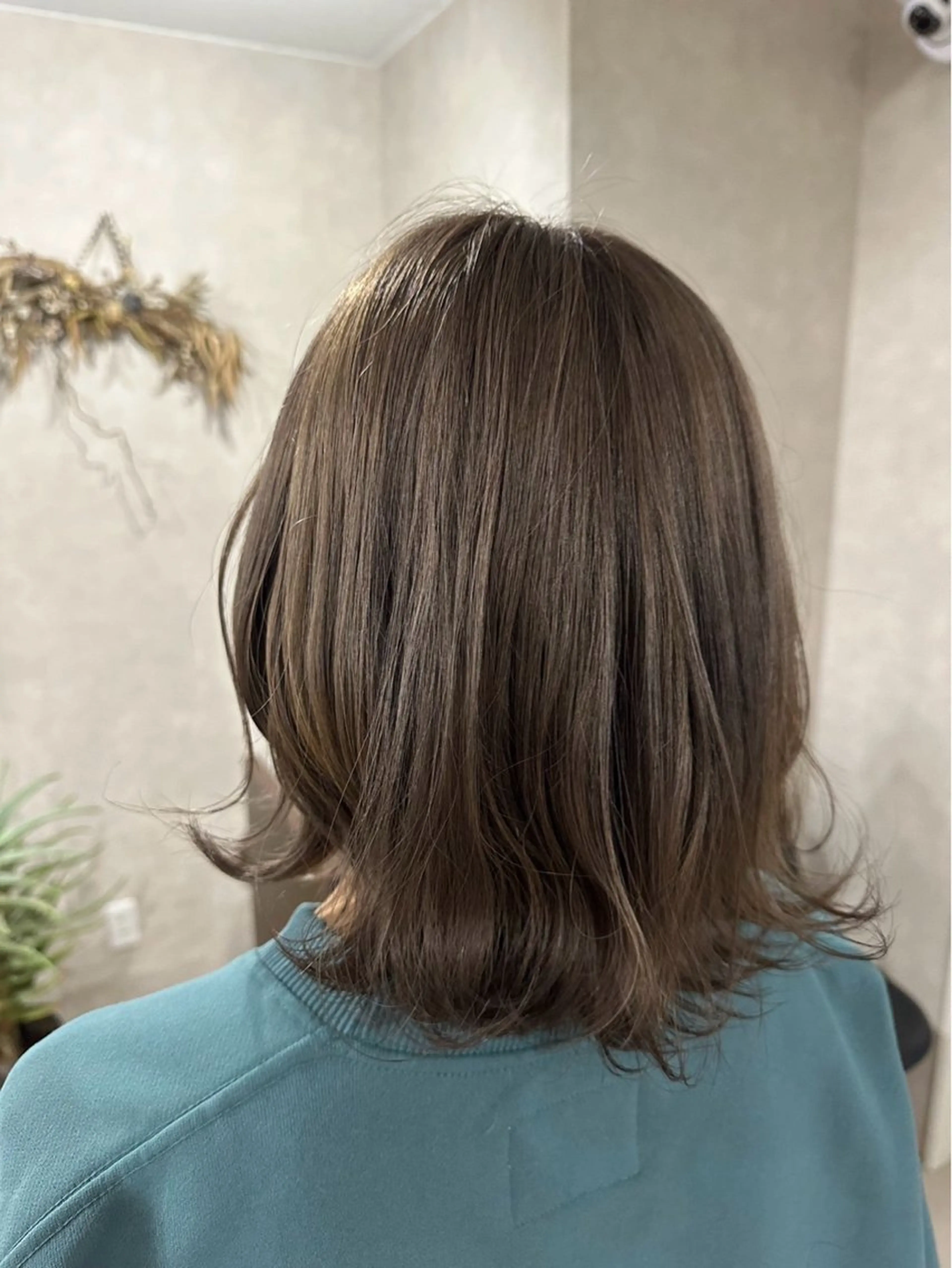 ミディアム カラー 山田 誠也のヘアスタイル