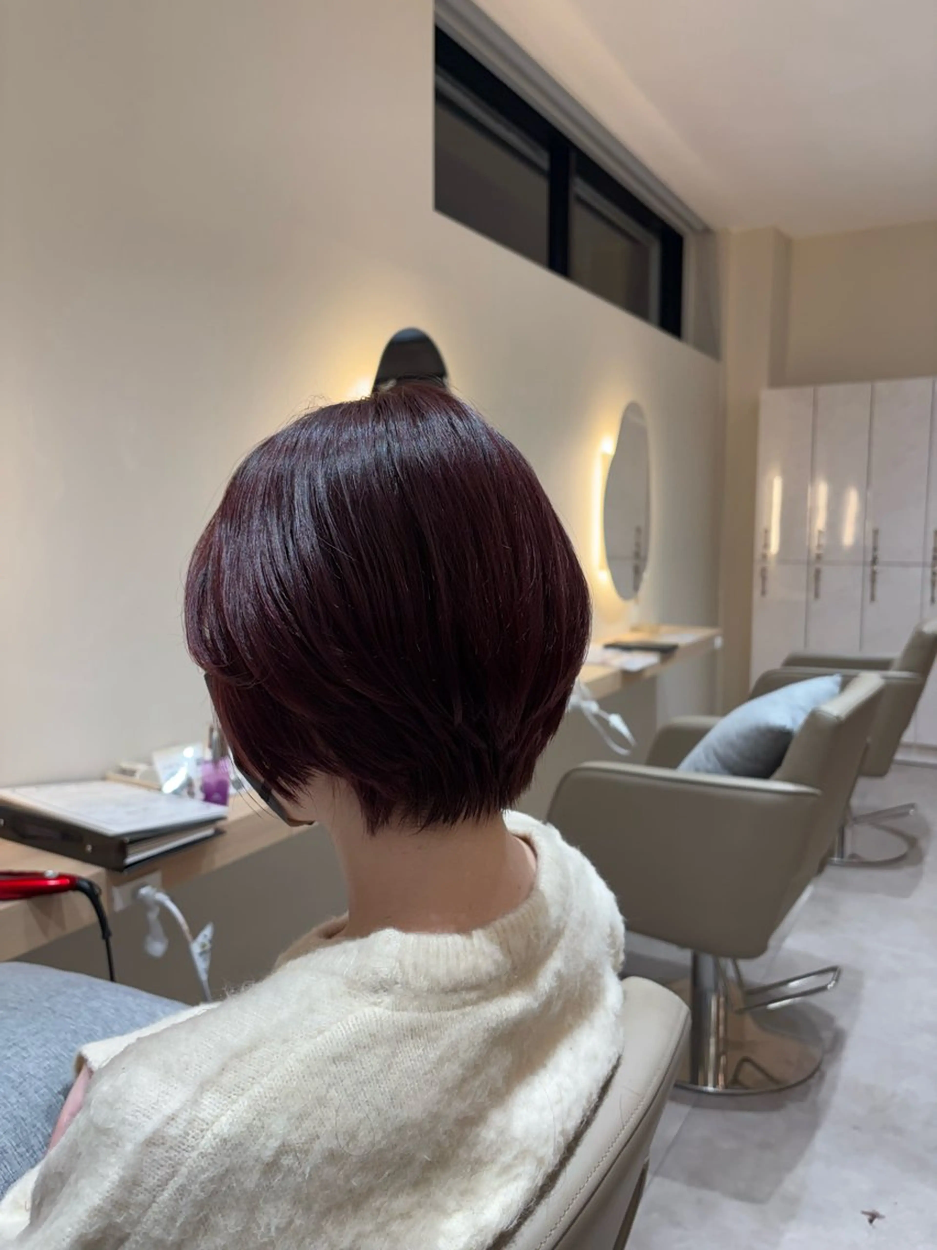 ショート カラー ボルドーカラー ショートヘア カット ヘアカラー レイヤー/透明感/髪 質改善/メンズ/佐藤のヘアスタイル