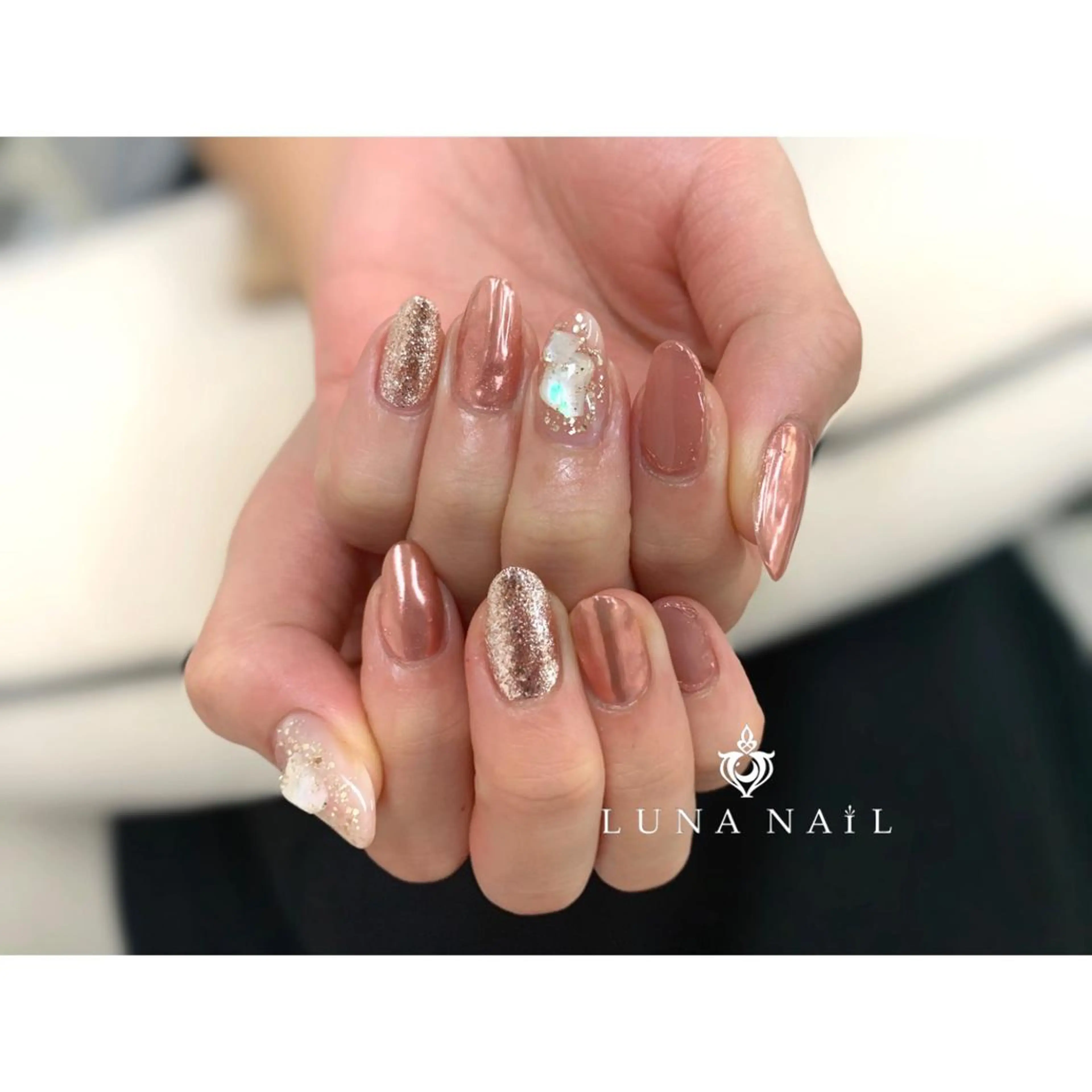 ネイル アトリエ　ミモザ所属・いまむら あかりのネイルデザイン