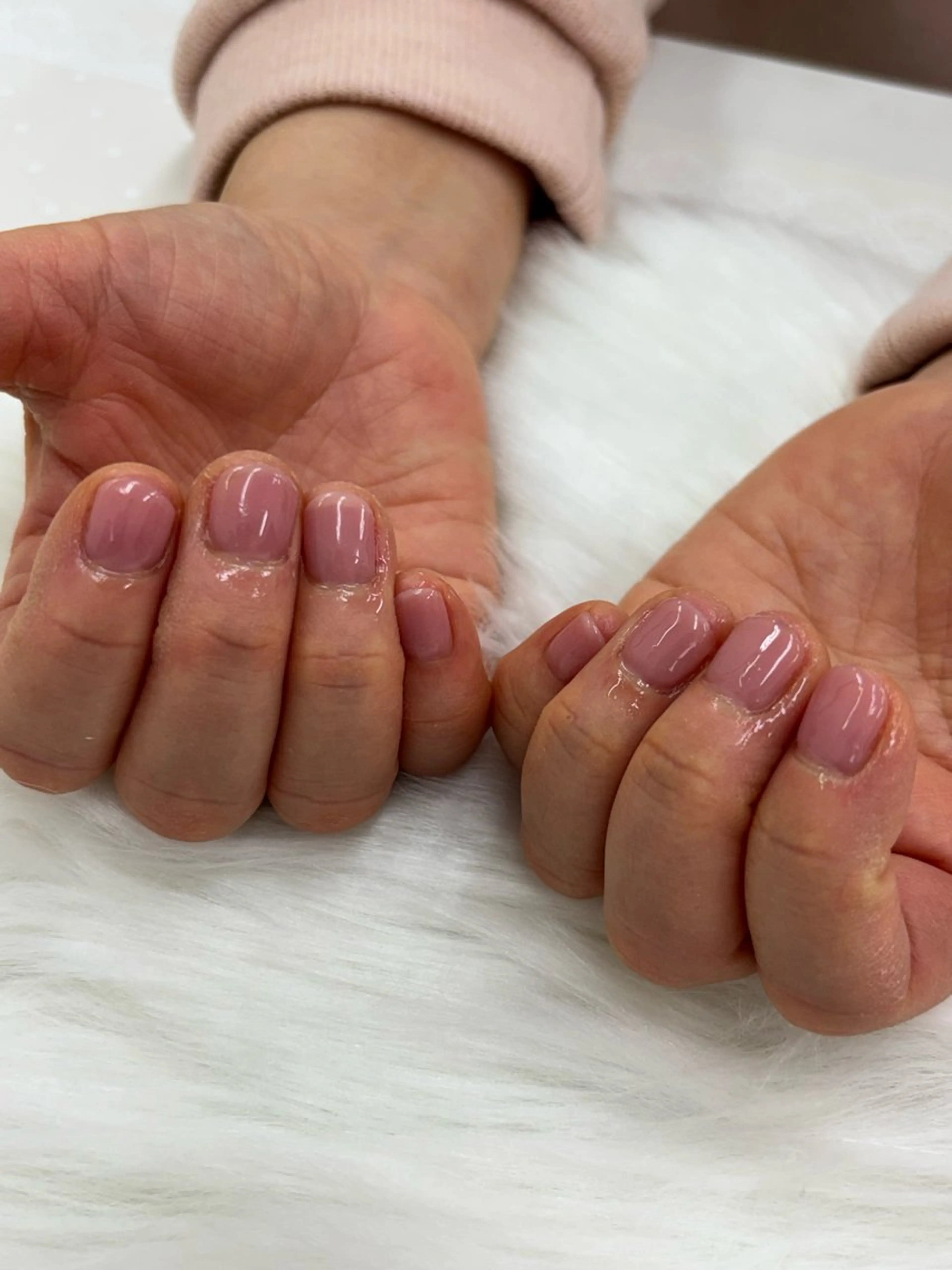 ネイル ワンカラーネイル アンベリール所属・アンベリール FUJIOKAのネイルデザイン