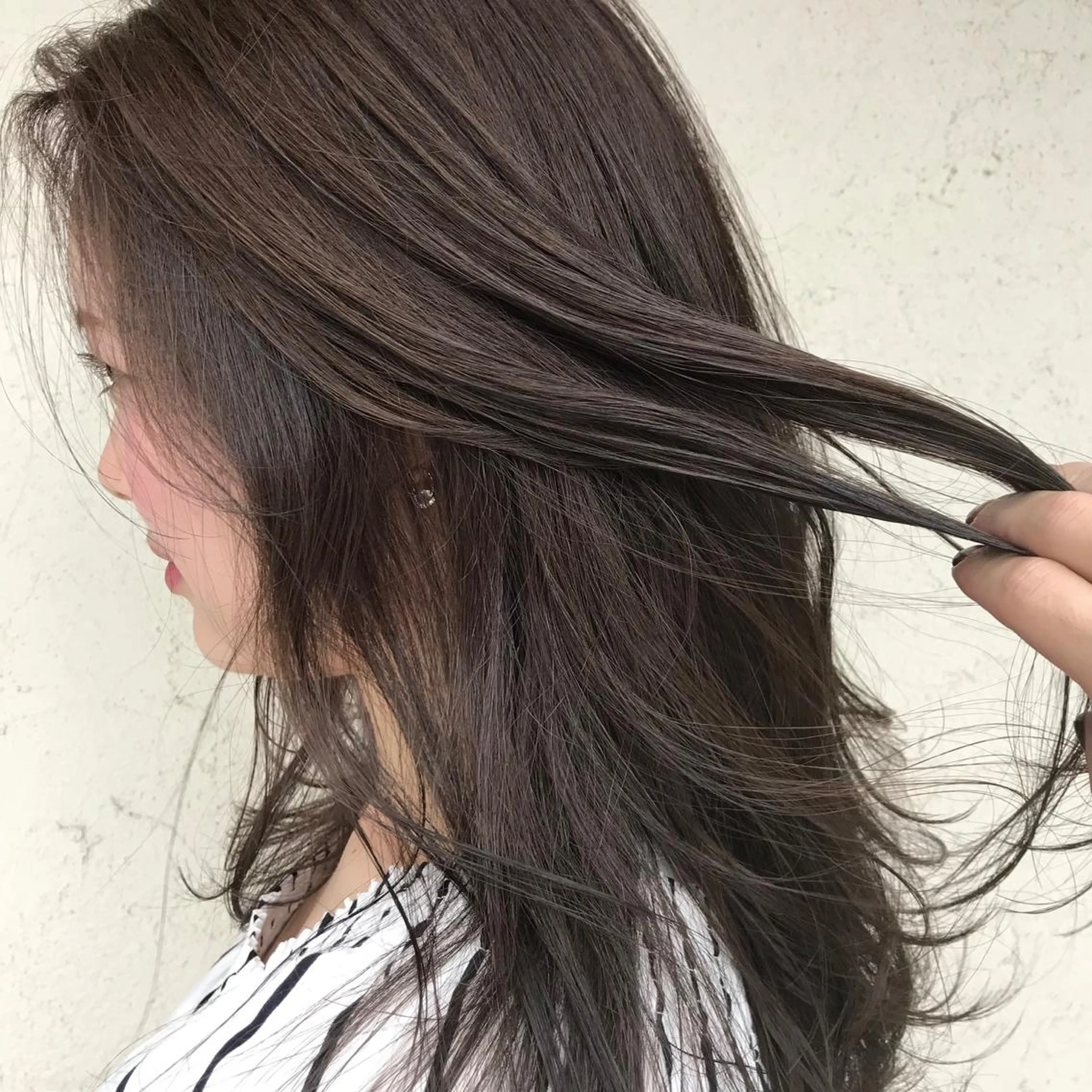 セミロング カラー グレージュ カット ヘアカラー トリートメント ヘアセット 艶髪育成サロン 京橋　shinのヘアスタイル