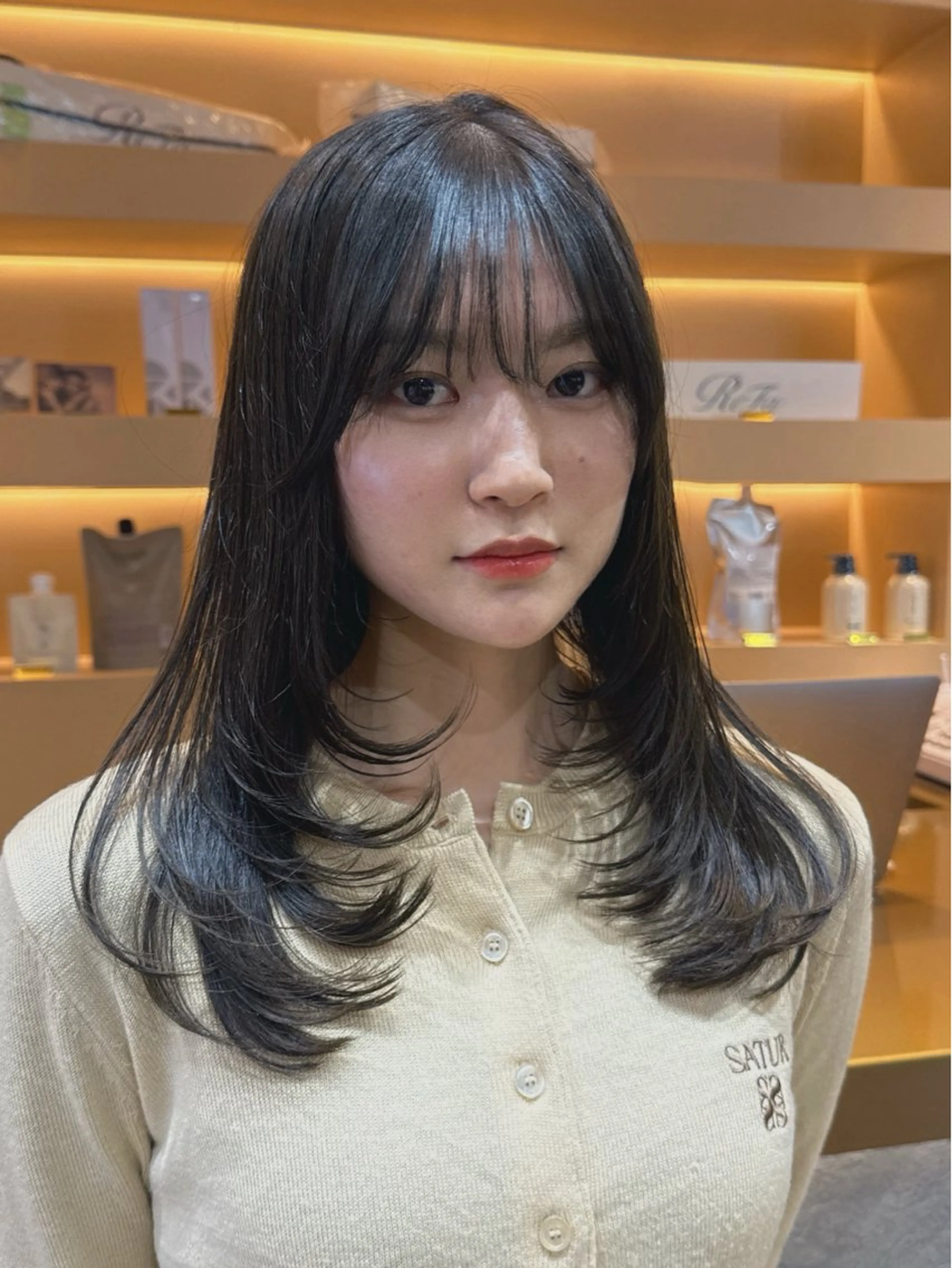 セミロング レイヤーカット カット ヘアカラー トリートメント ヘッドスパ ✨韓国レイヤー特化✨ 小顔カット✂️来輝のヘアスタイル