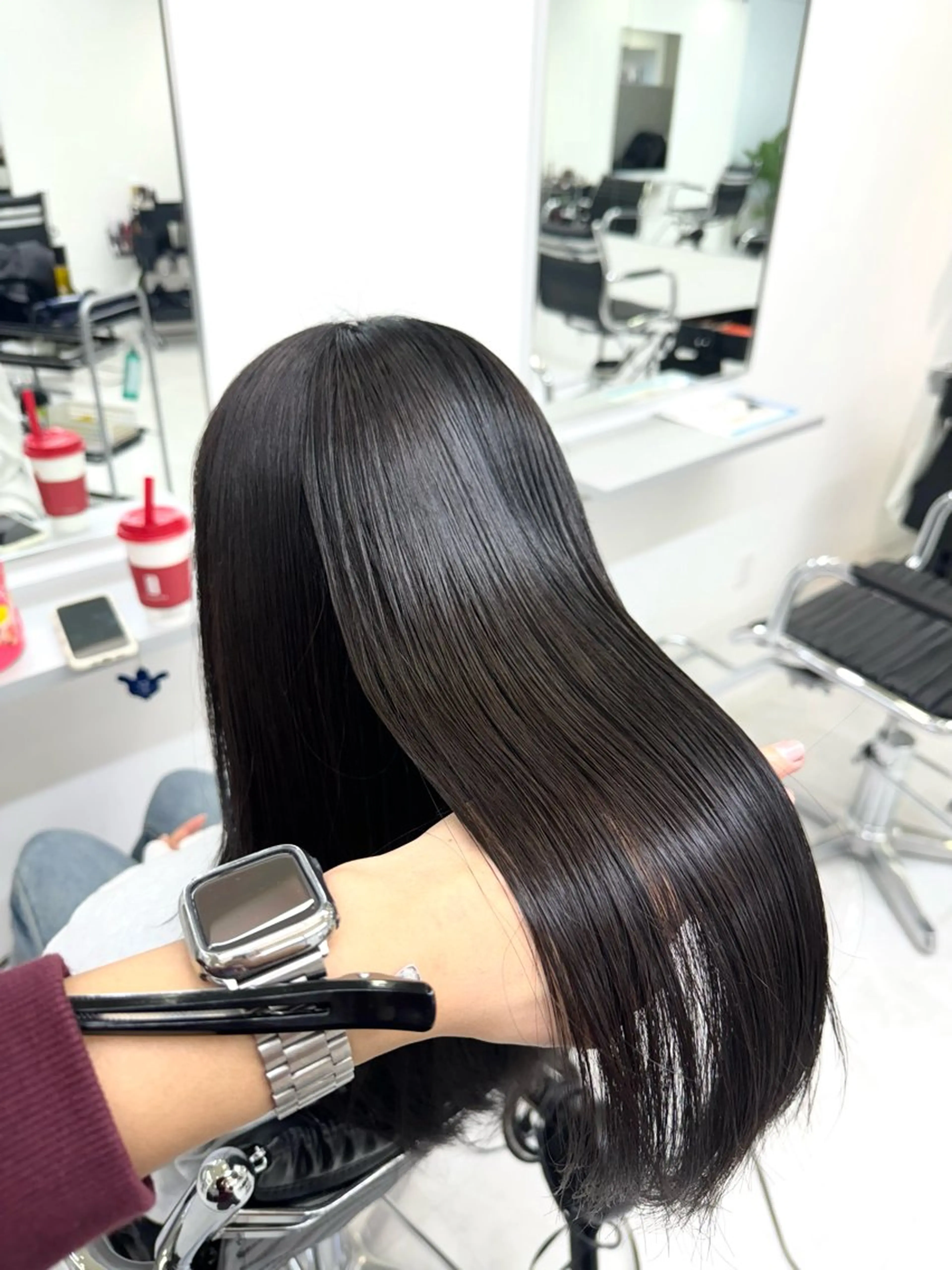 セミロング カラー 黒髪 韓国ヘア🇰🇷 /艶カラー✨のヘアスタイル