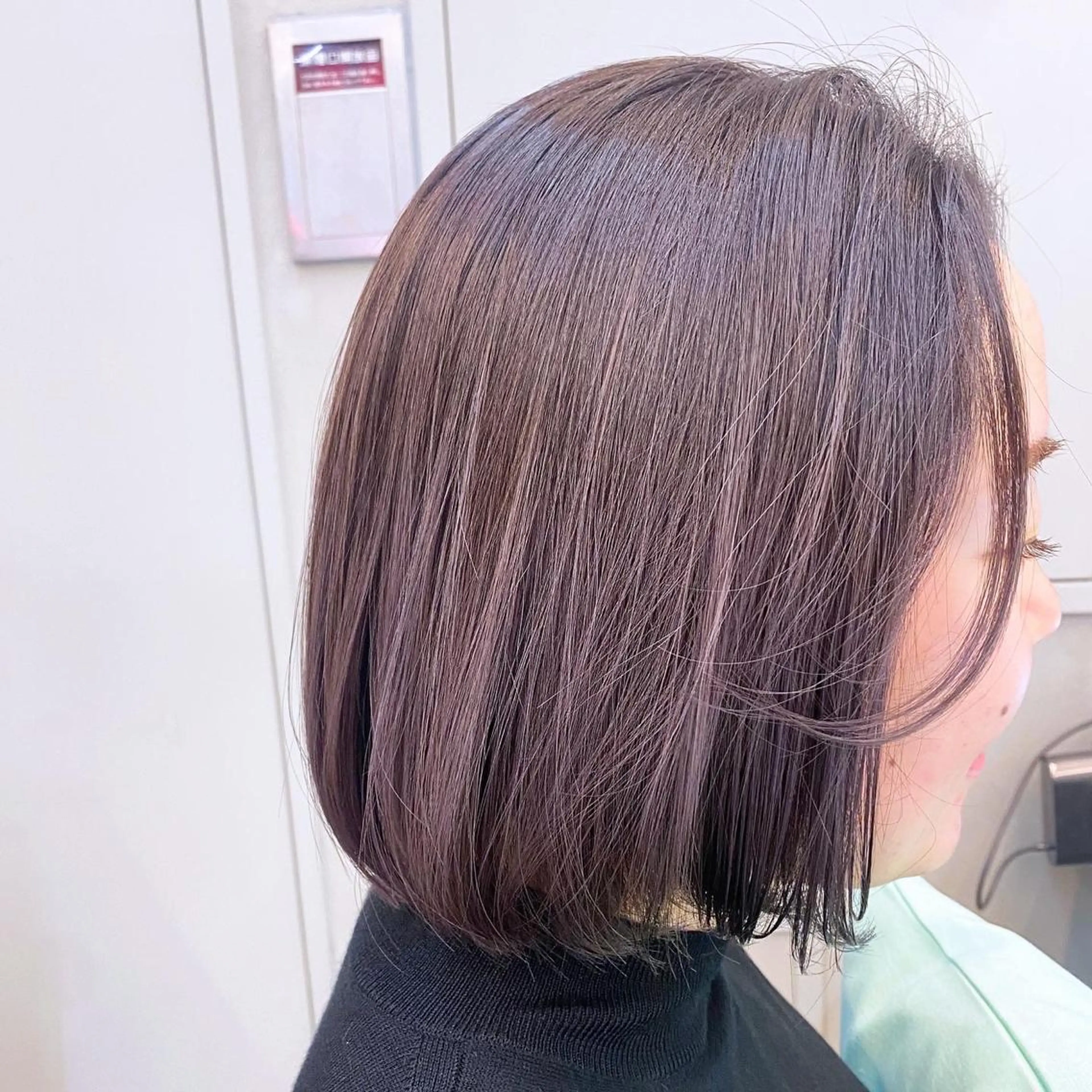 ショート カラー 岡野 静華のヘアスタイル