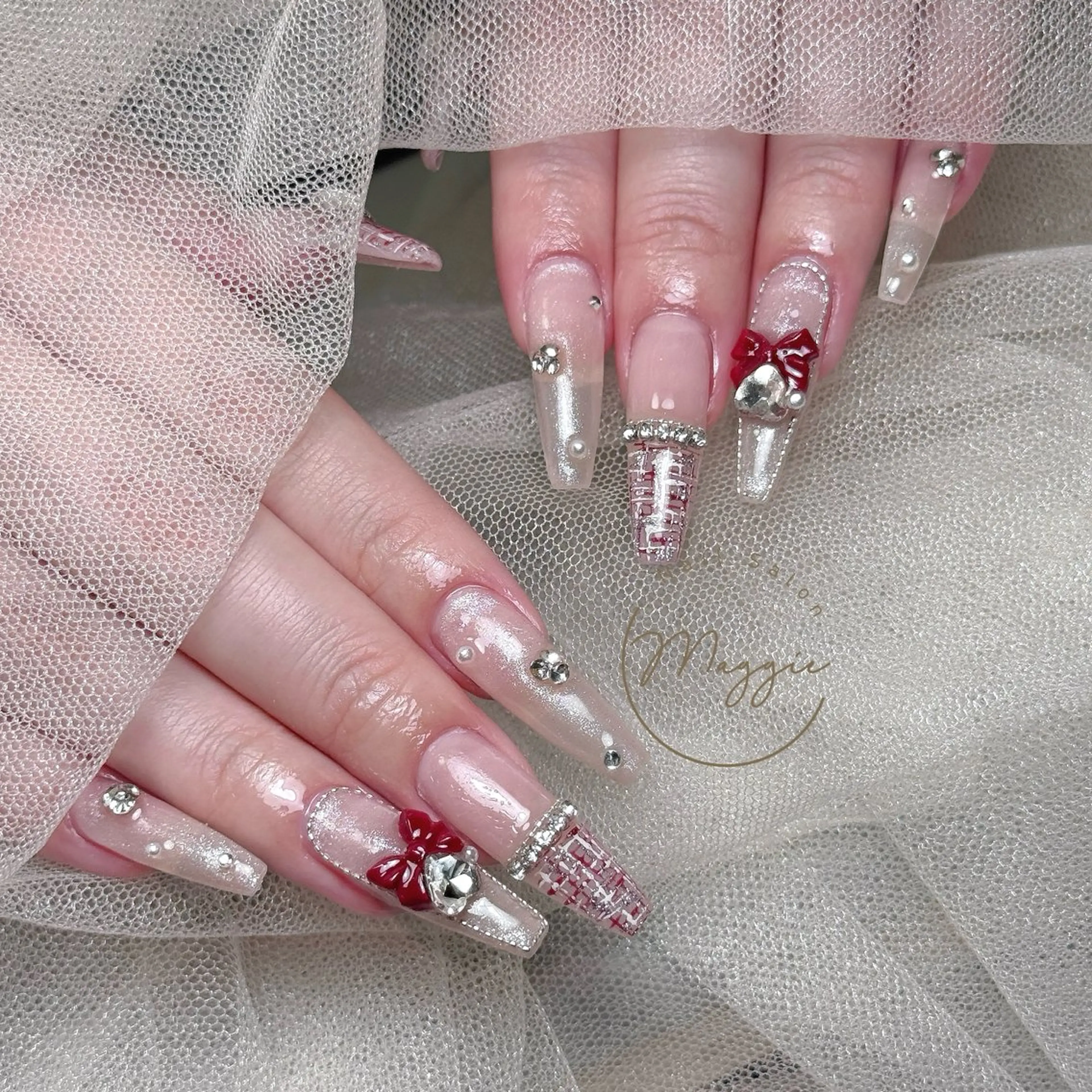 ネイル Maggie Nail🦩のネイルデザイン