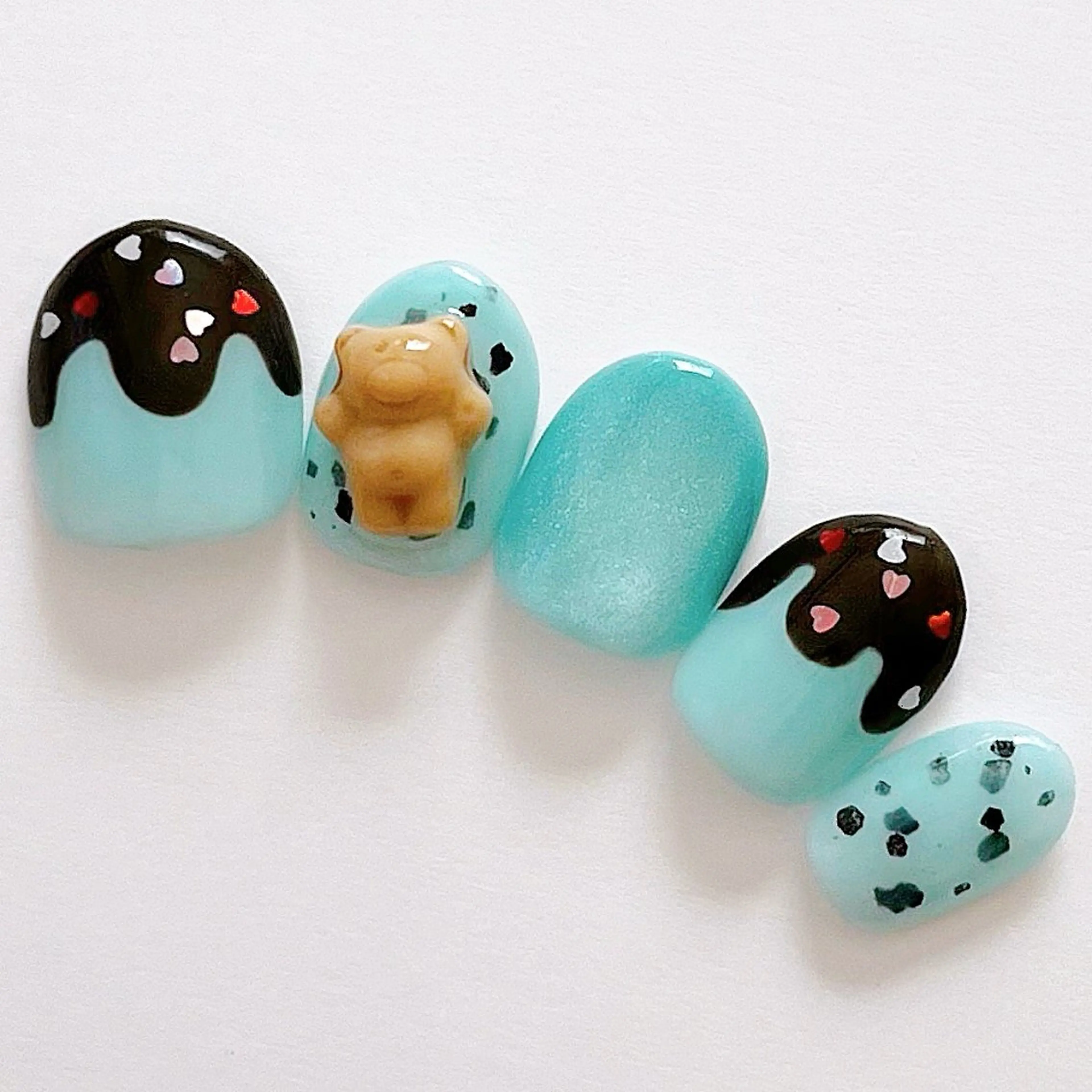 ネイル ハンドネイル いちごパフェ ゆいのネイルデザイン