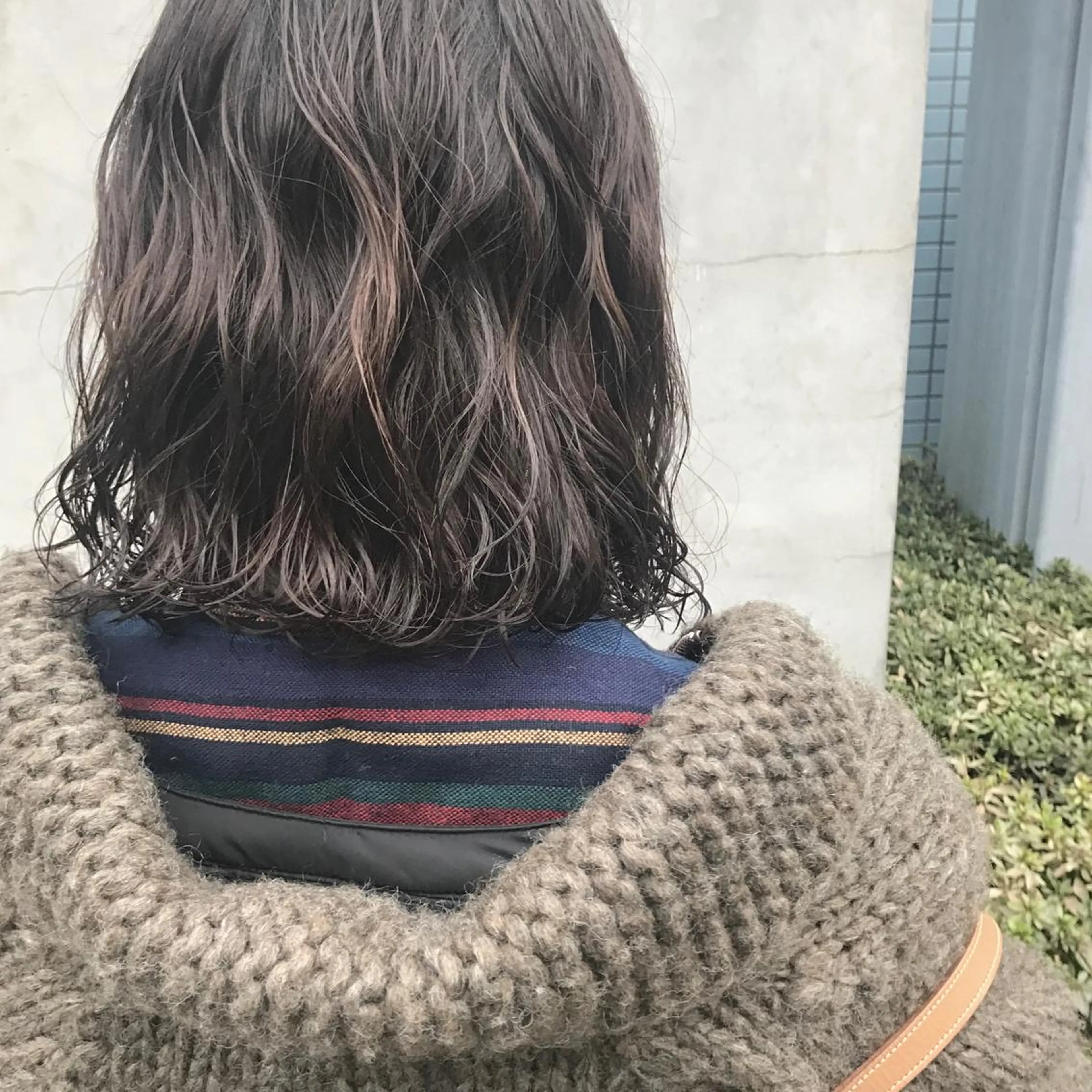 ミディアム カラー ヤスドミ ケイスケのヘアスタイル