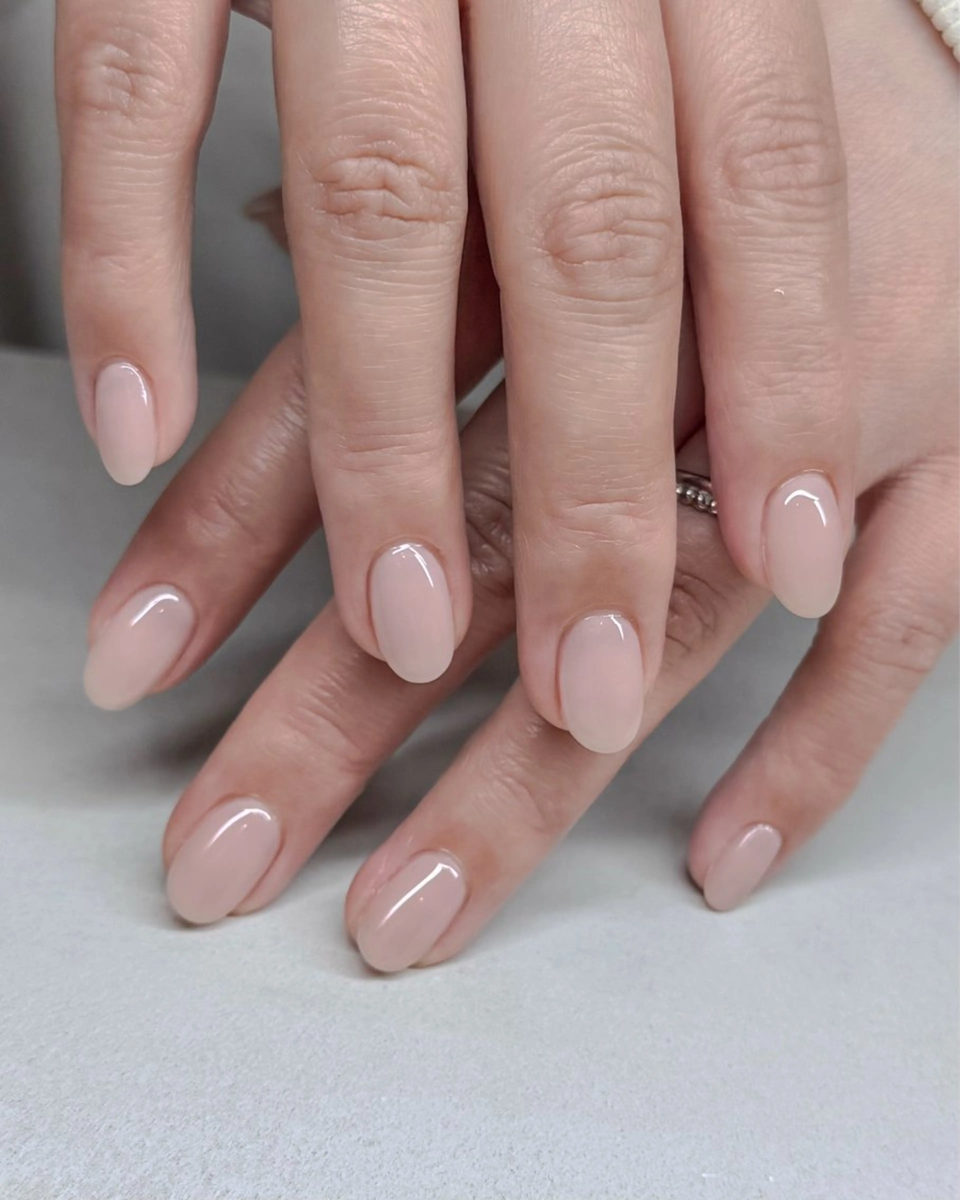 ネイル ワンカラーネイル num-fi Aiのネイルデザイン