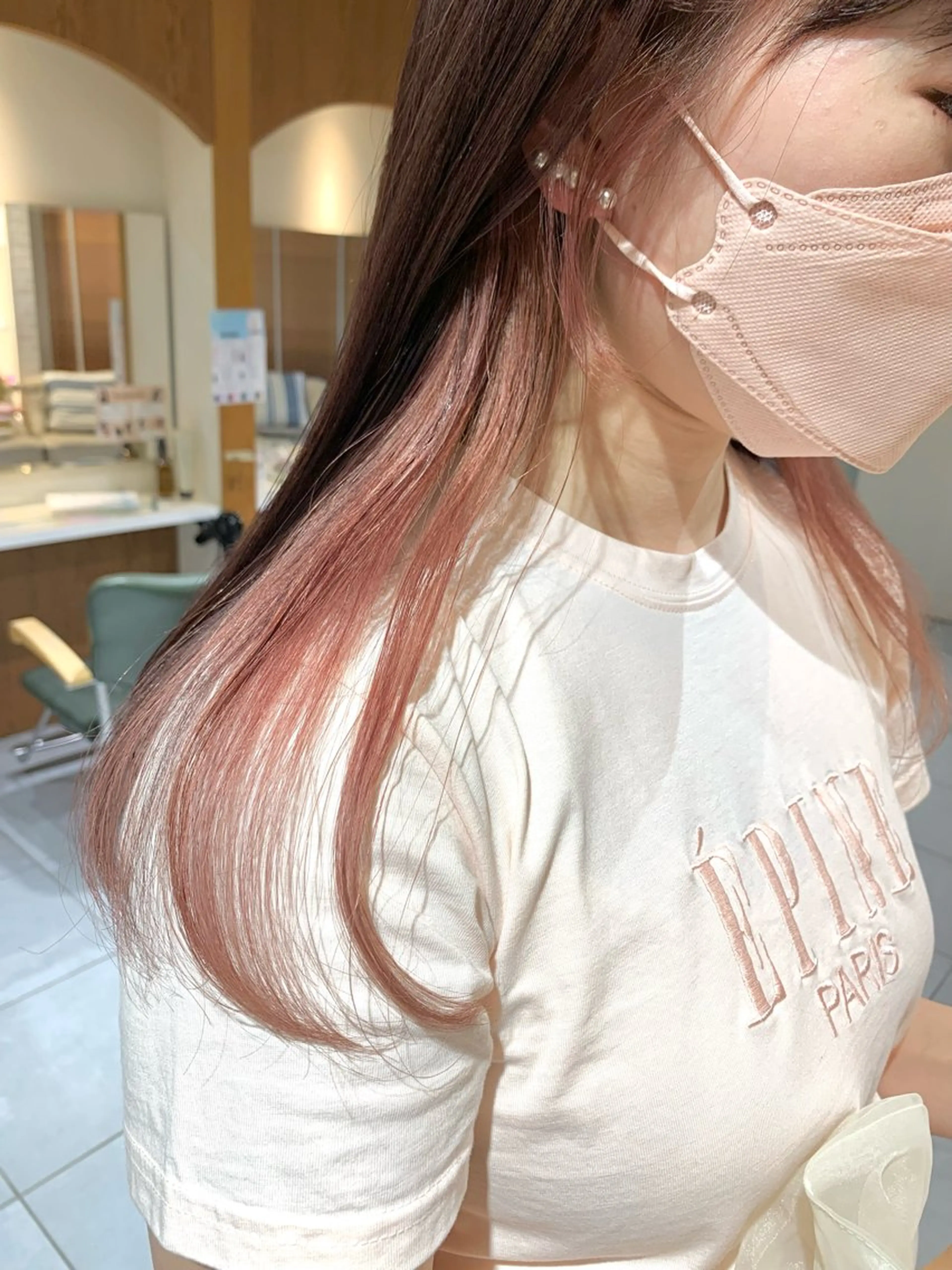 ロング カラー 矢幡 栞菜のヘアスタイル