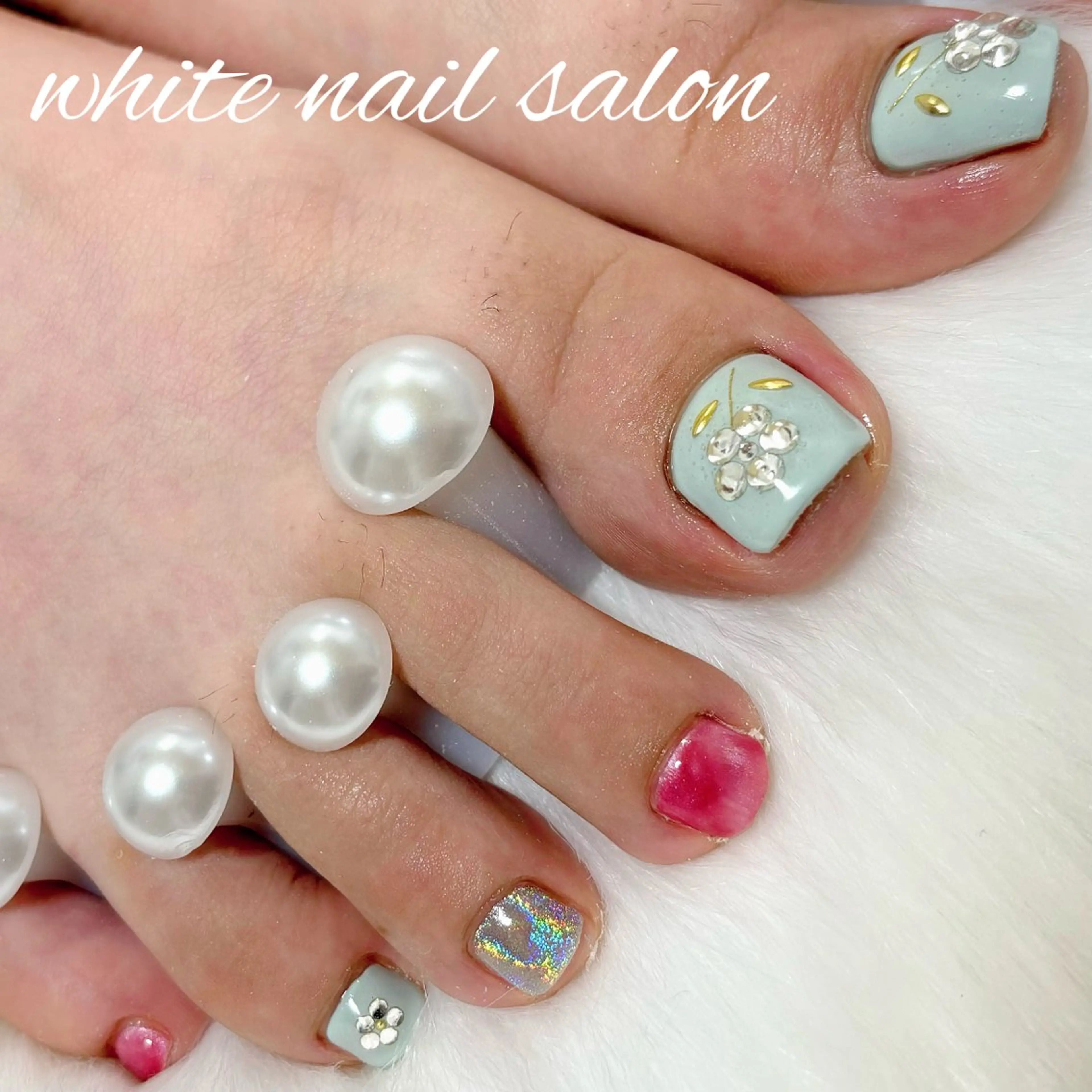 ネイル フットネイル フットネイル white nail salonのネイルデザイン