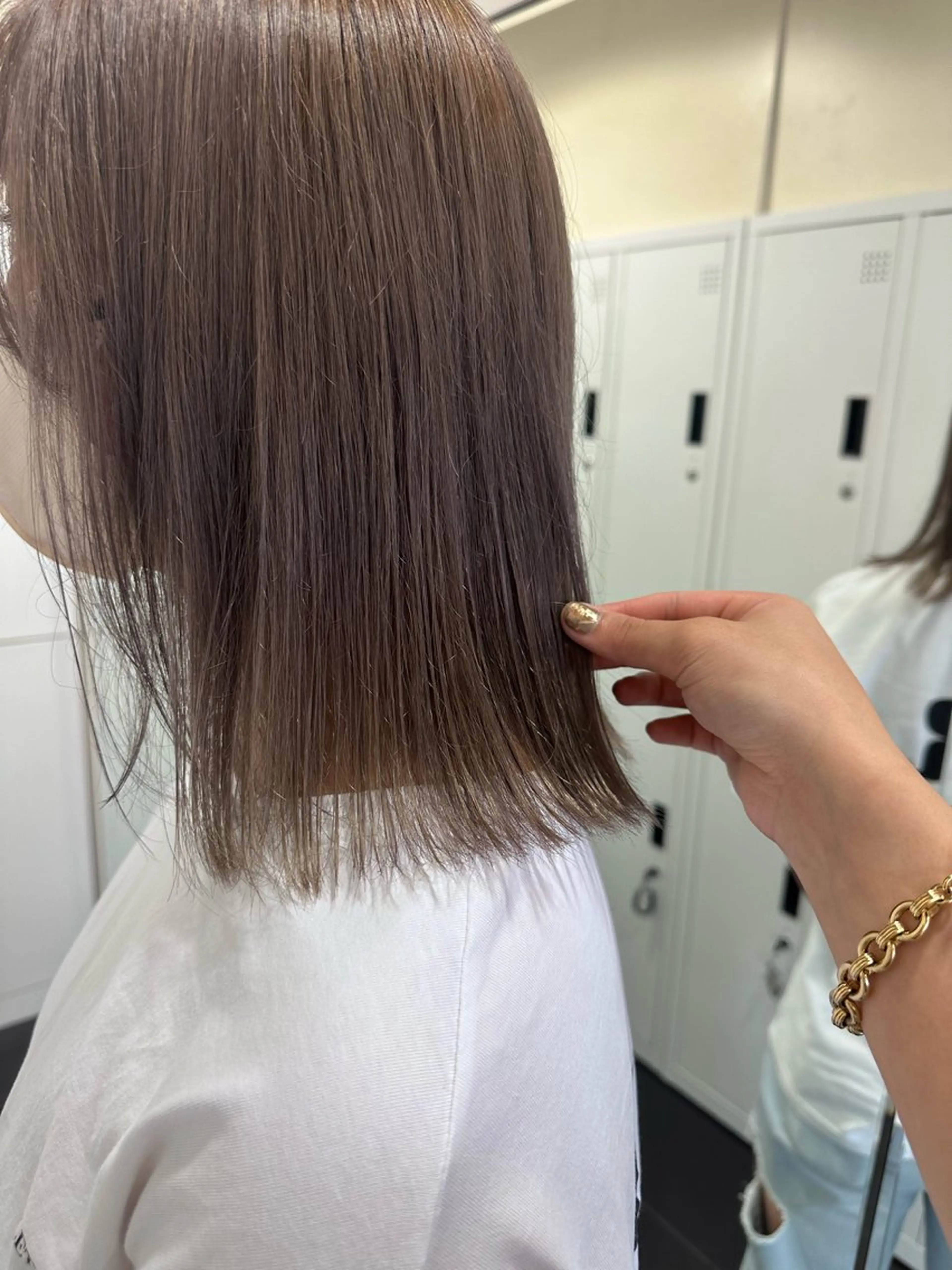 セミロング カラー グレージュ ラベンダーカラー ラベンダーグレージュ ラベンダーグレー ブリーチカラー/ベー ジュ/Hono🦖のヘアスタイル