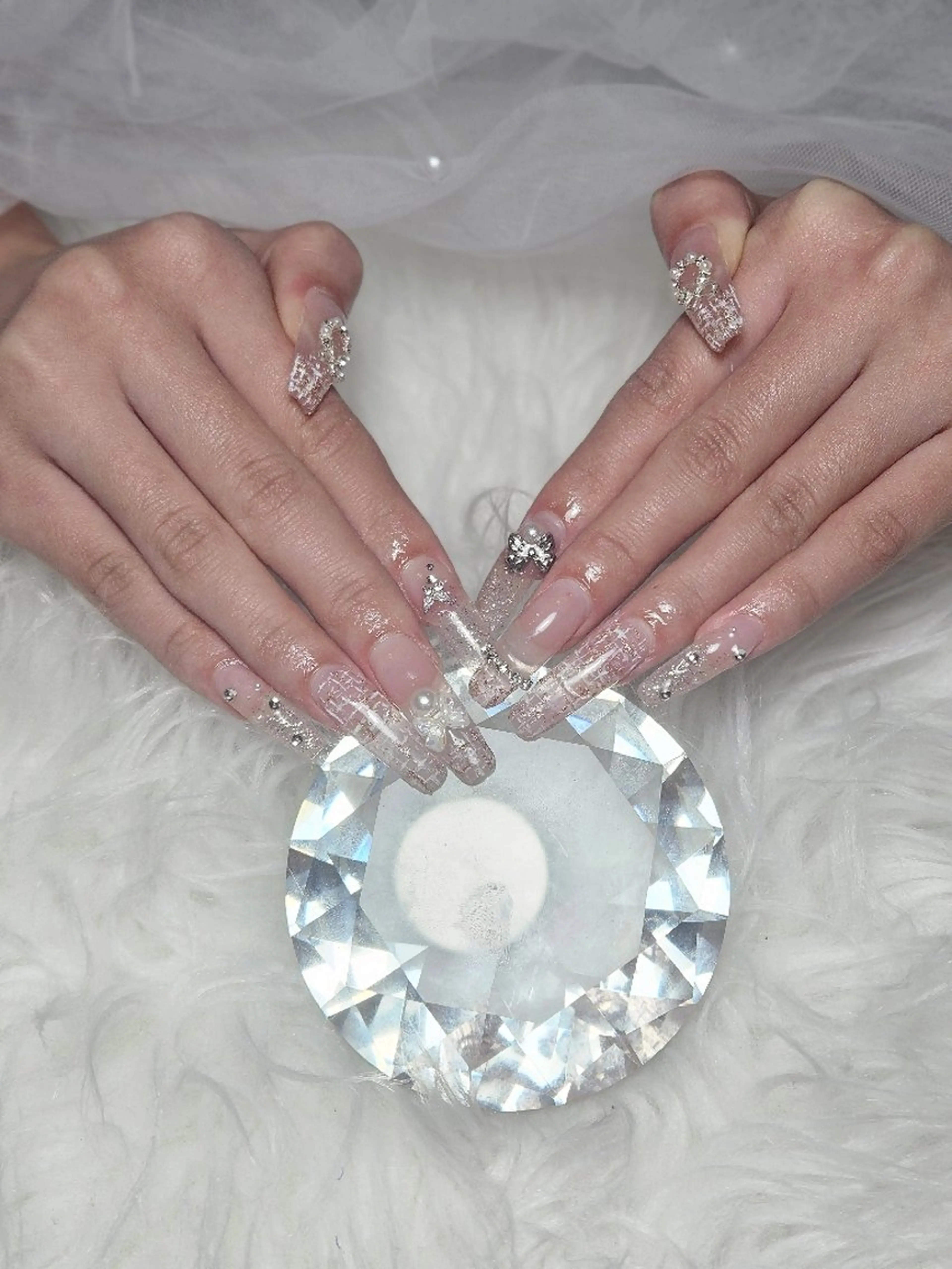 ハンドネイル 長さ出し(チップ) パーツ付け放題(オフあり)の写真