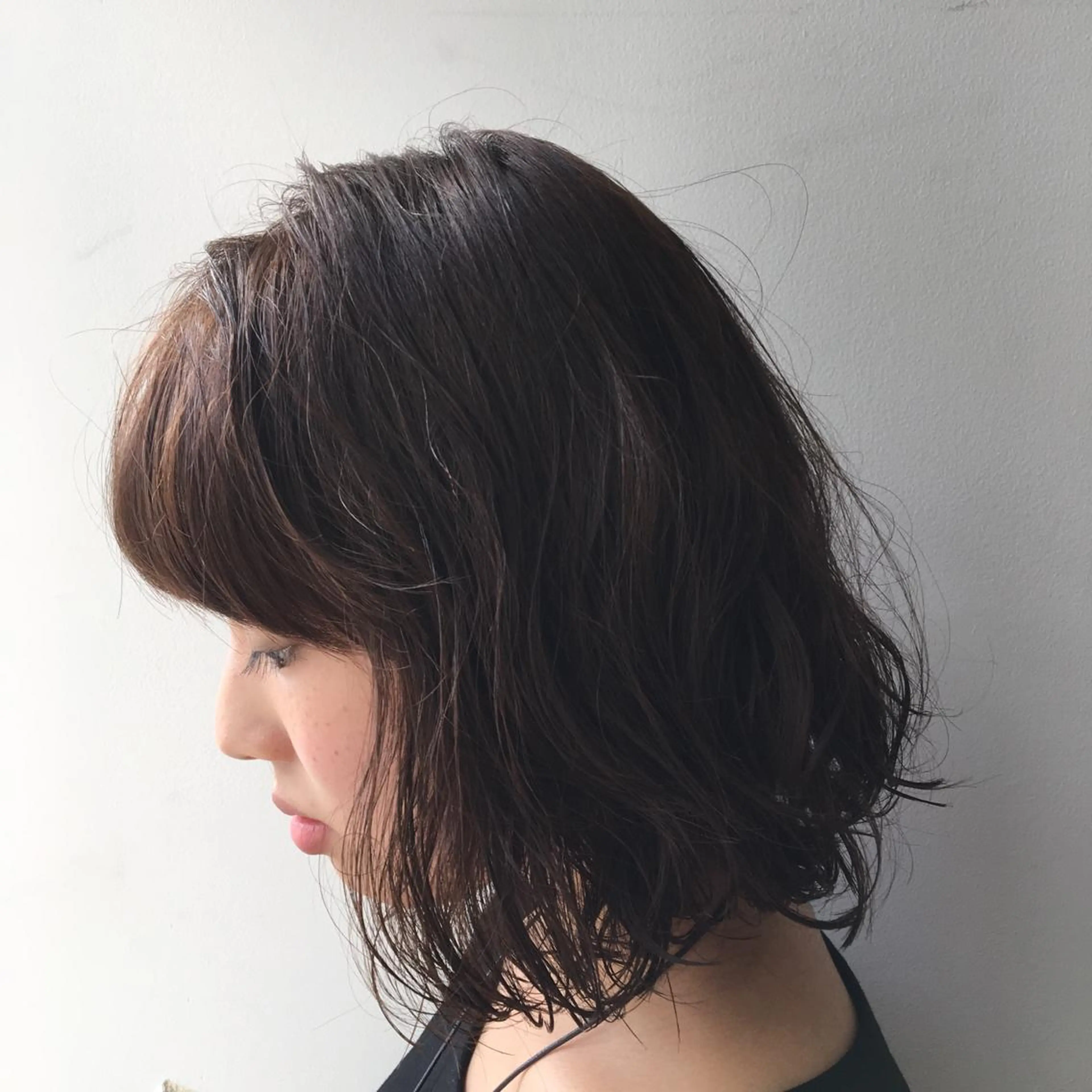 ミディアム パーマ THE DAY所属・AKI HASHIMOTOのヘアスタイル